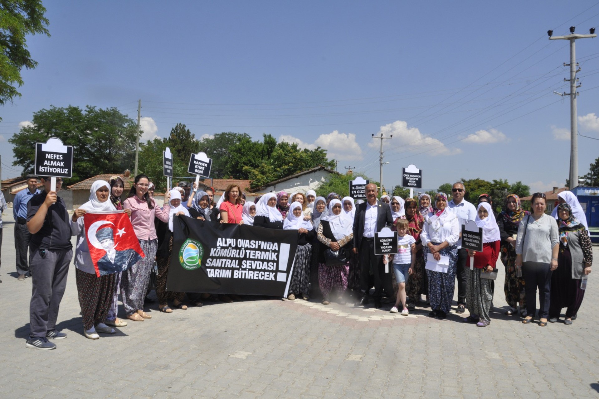 Alpulu Kadınlar: Termik santrale asla izin vermeyeceğiz