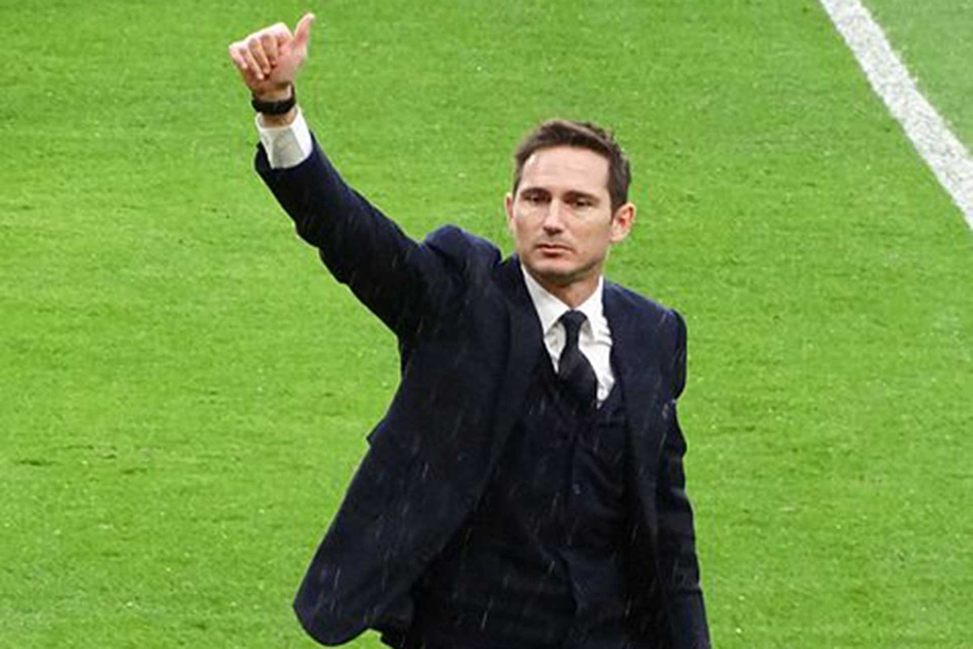 Lampard’dan Chelsea taraftarına: Hakaret içeren tezahüratlar duymak istemiyoruz