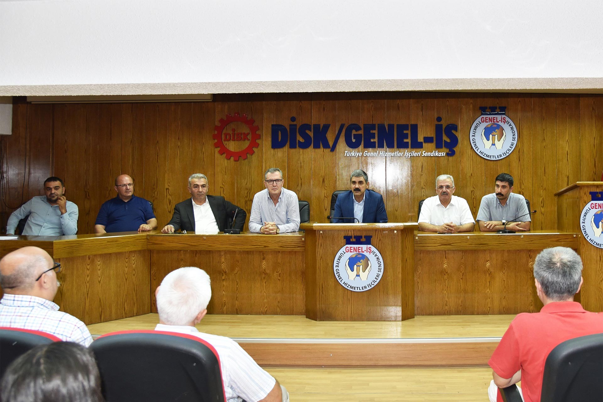 Genel-İş'in yeni yönetimi görev dağılımını yaptı