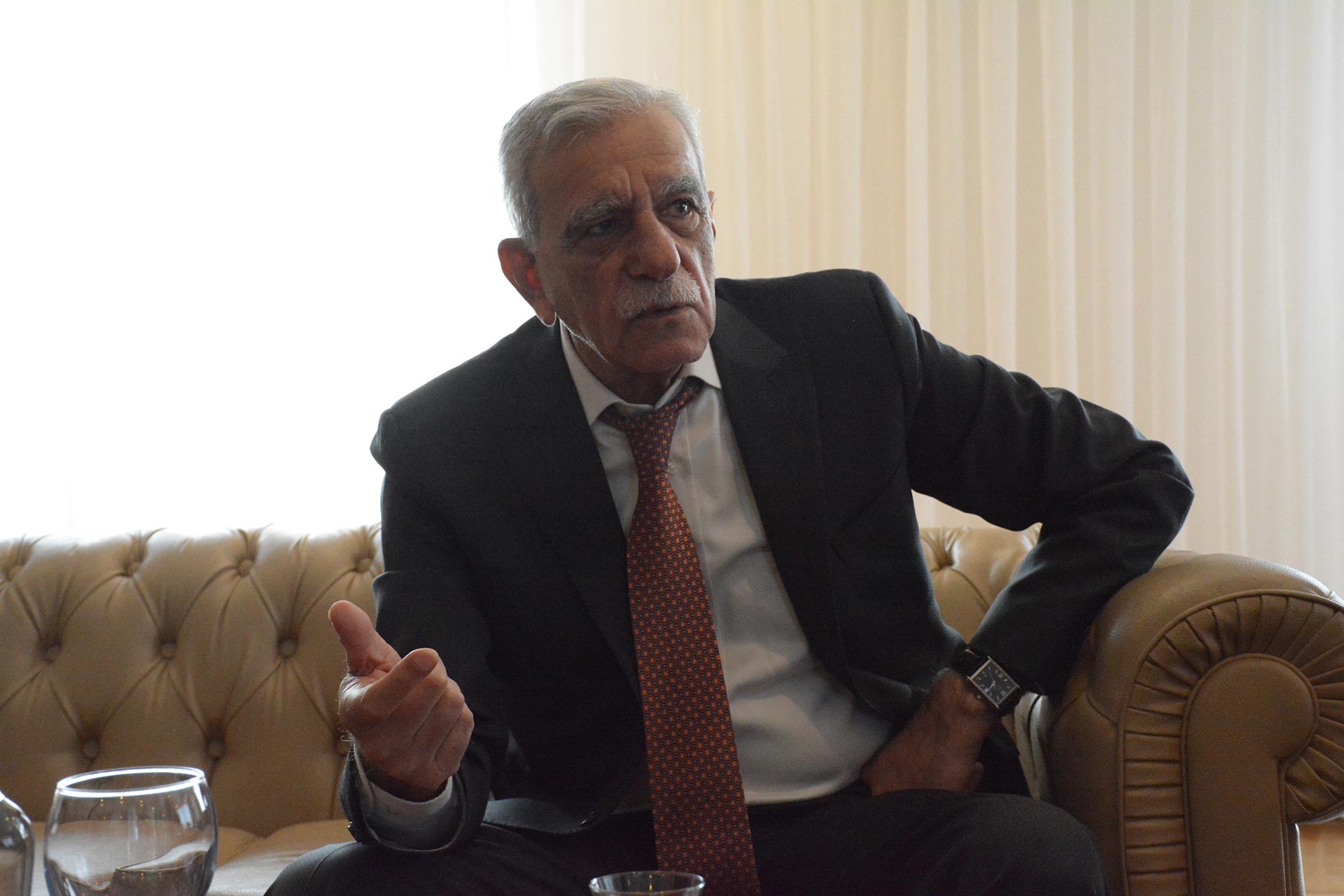 Ahmet Türk'e 'eş başkanlık' soruşturması