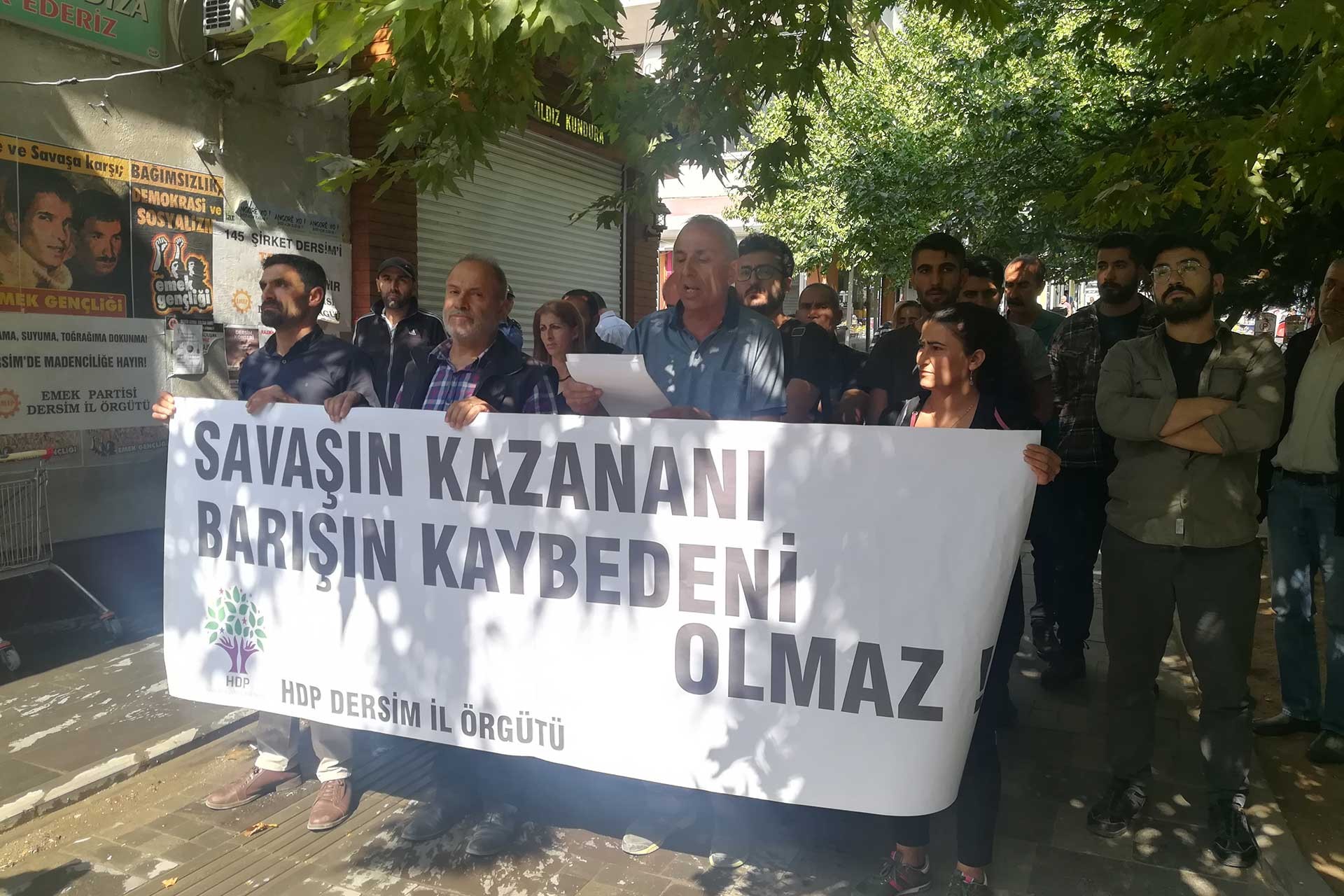 Dersim'de HDP'nin 'Suriye operasyonu' açıklamasına polis engeli