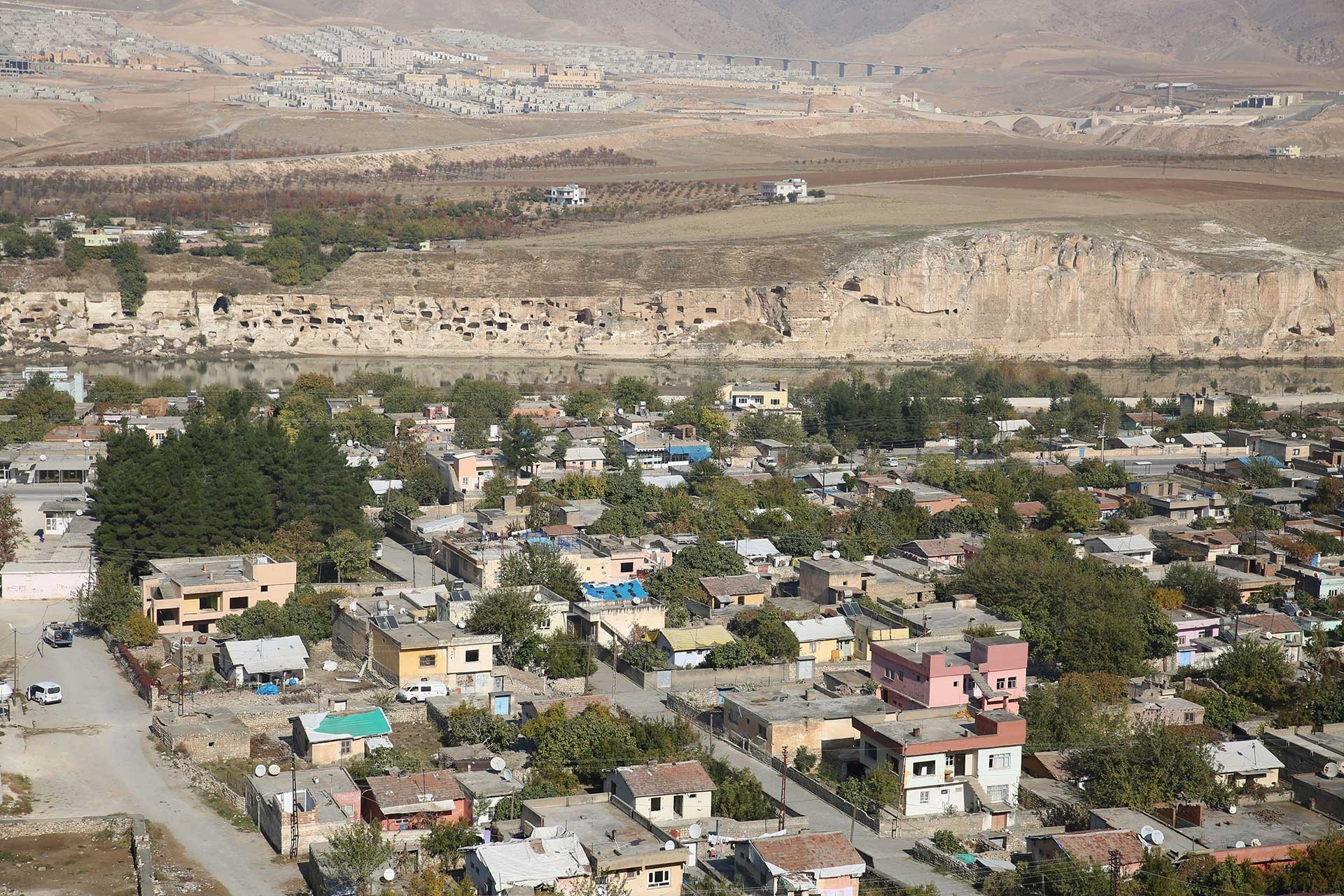 Hasankeyf'teki evlerin yukarıdan görünüşü