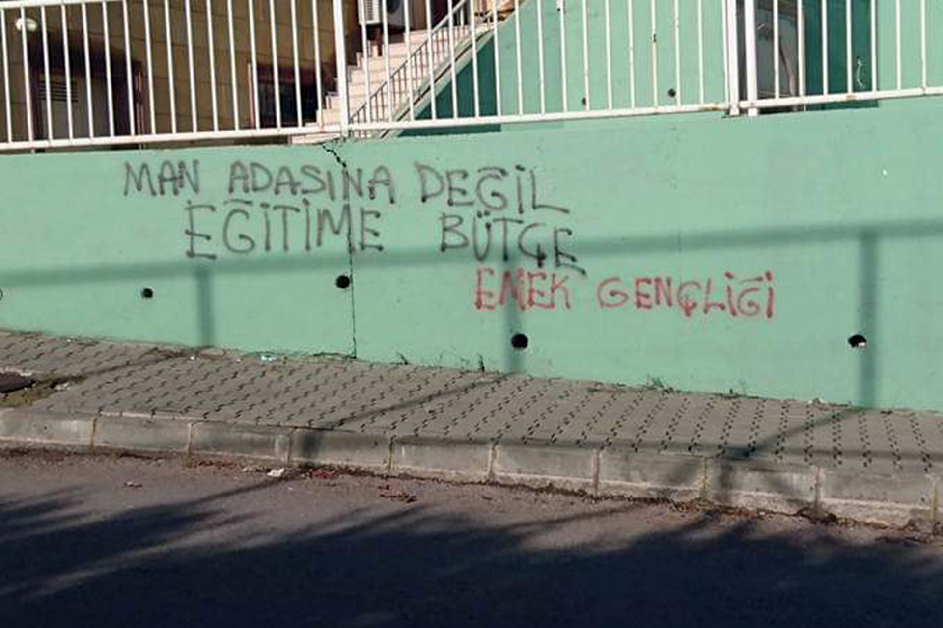 Emek Gençliği'nin 