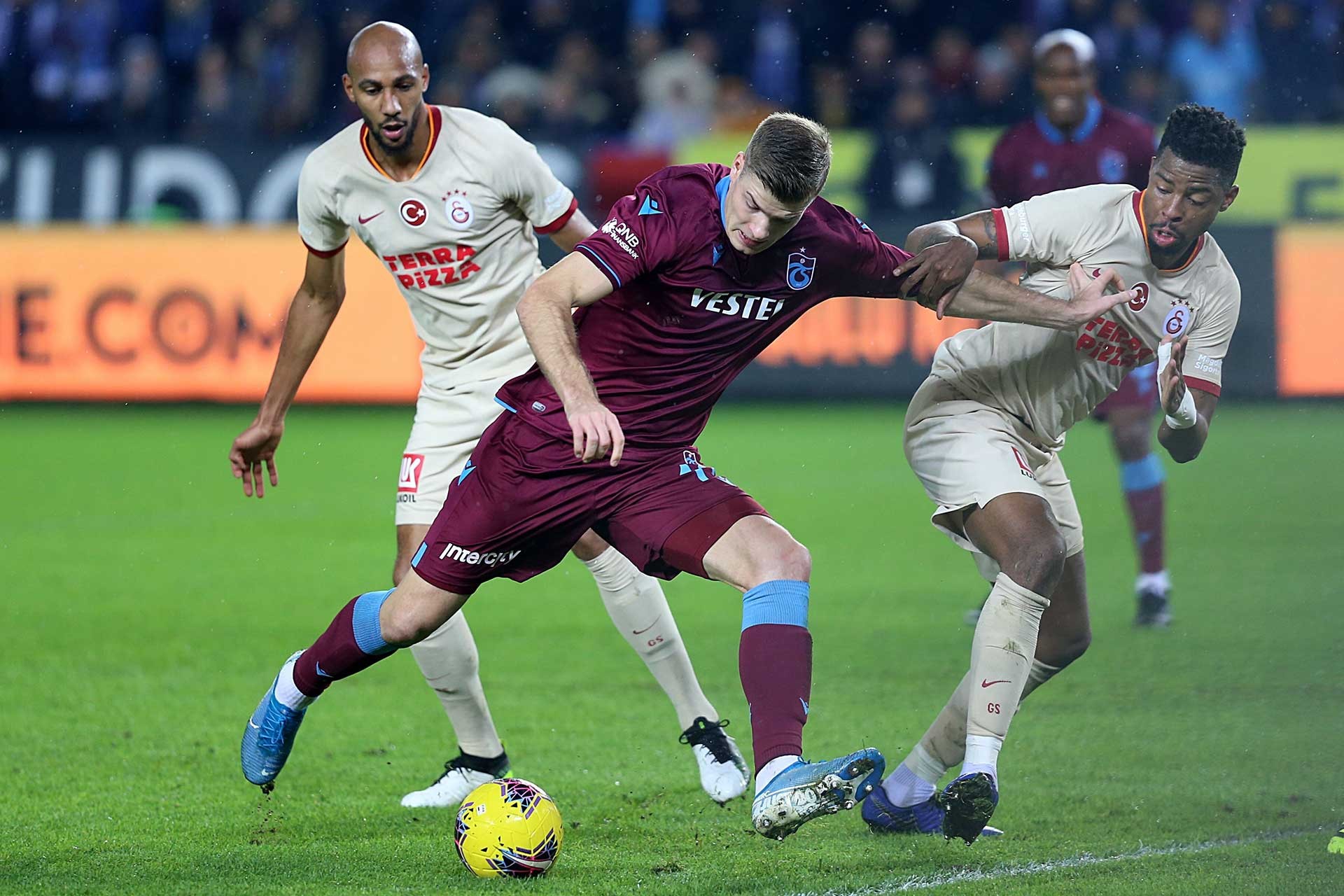 Trabzonspor ve Galatasaray karşılaşması