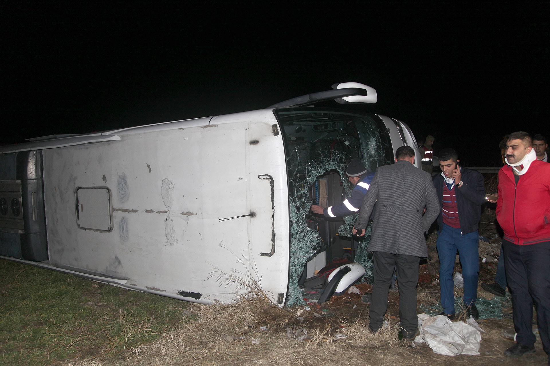 Erzincan'da trafik kazası yapan otobüs