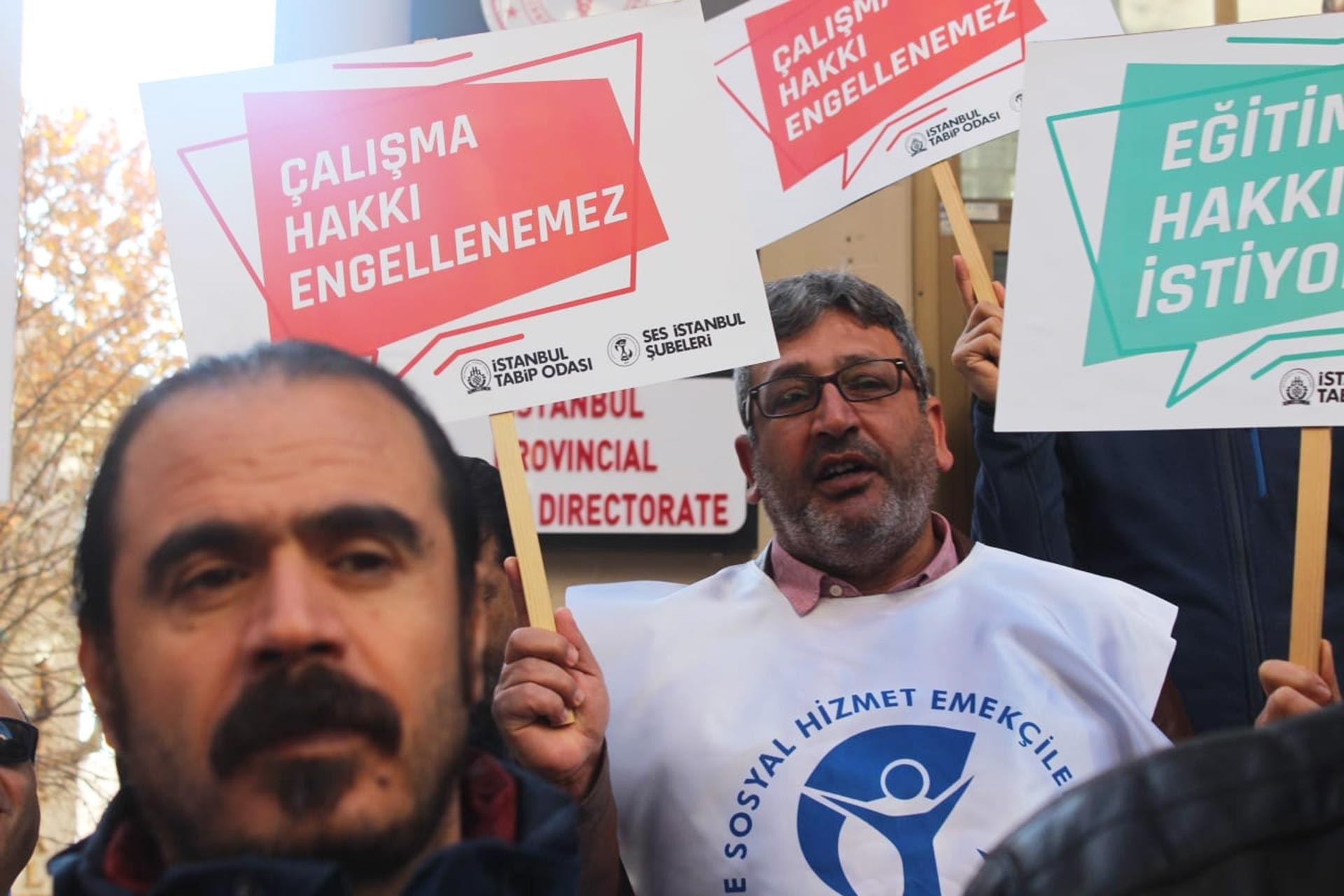 İstanbul Tabip Odası ve SES Şişli Şubesi, güvenlik soruşturması uygulamasının durdurulması için eylem yaptı