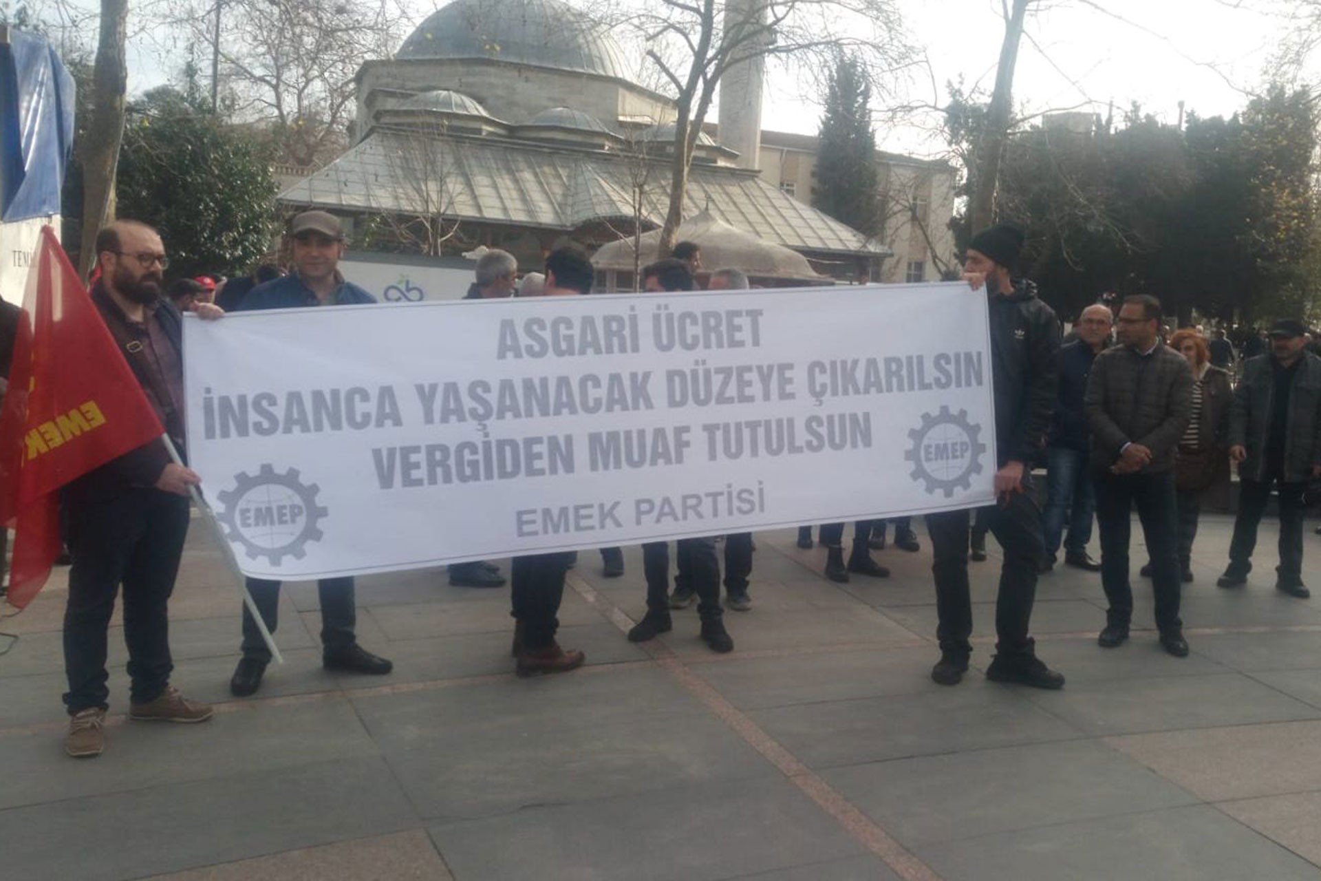 Çorlu'da yapılan asgari ücret eylemi