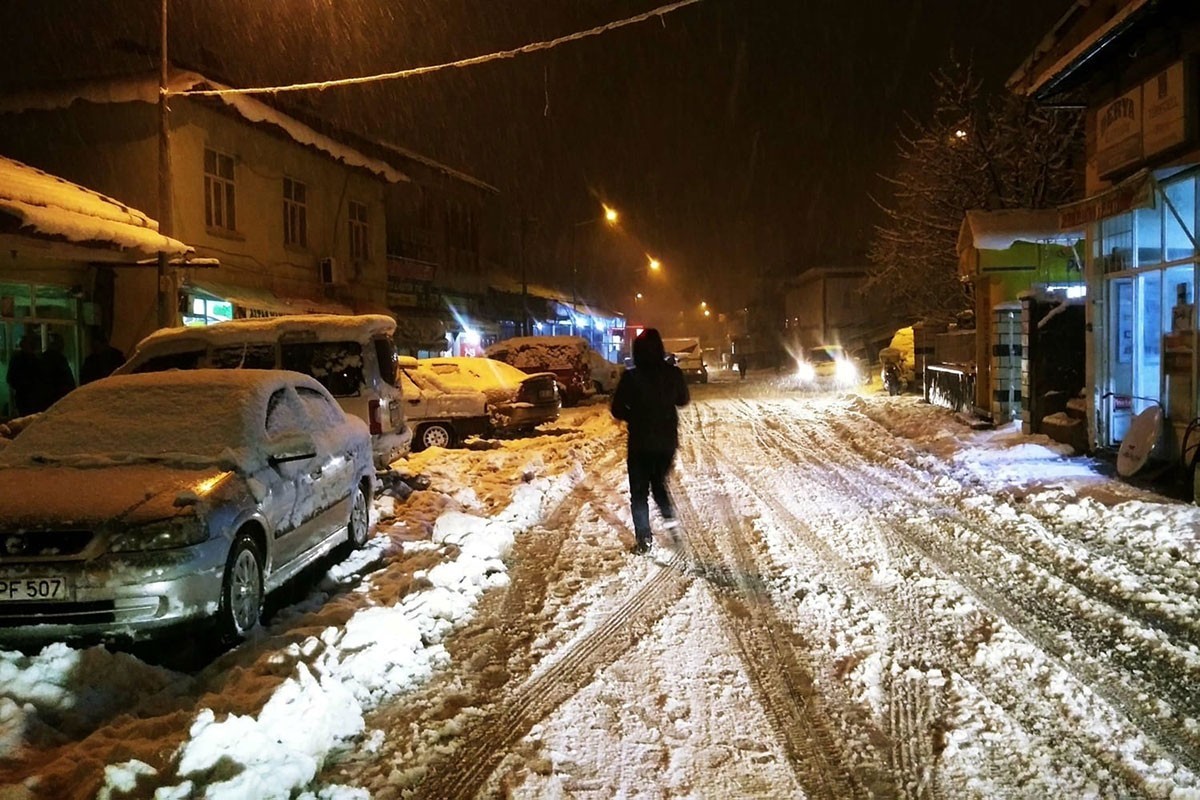 Adıyaman'da kar yağışı.