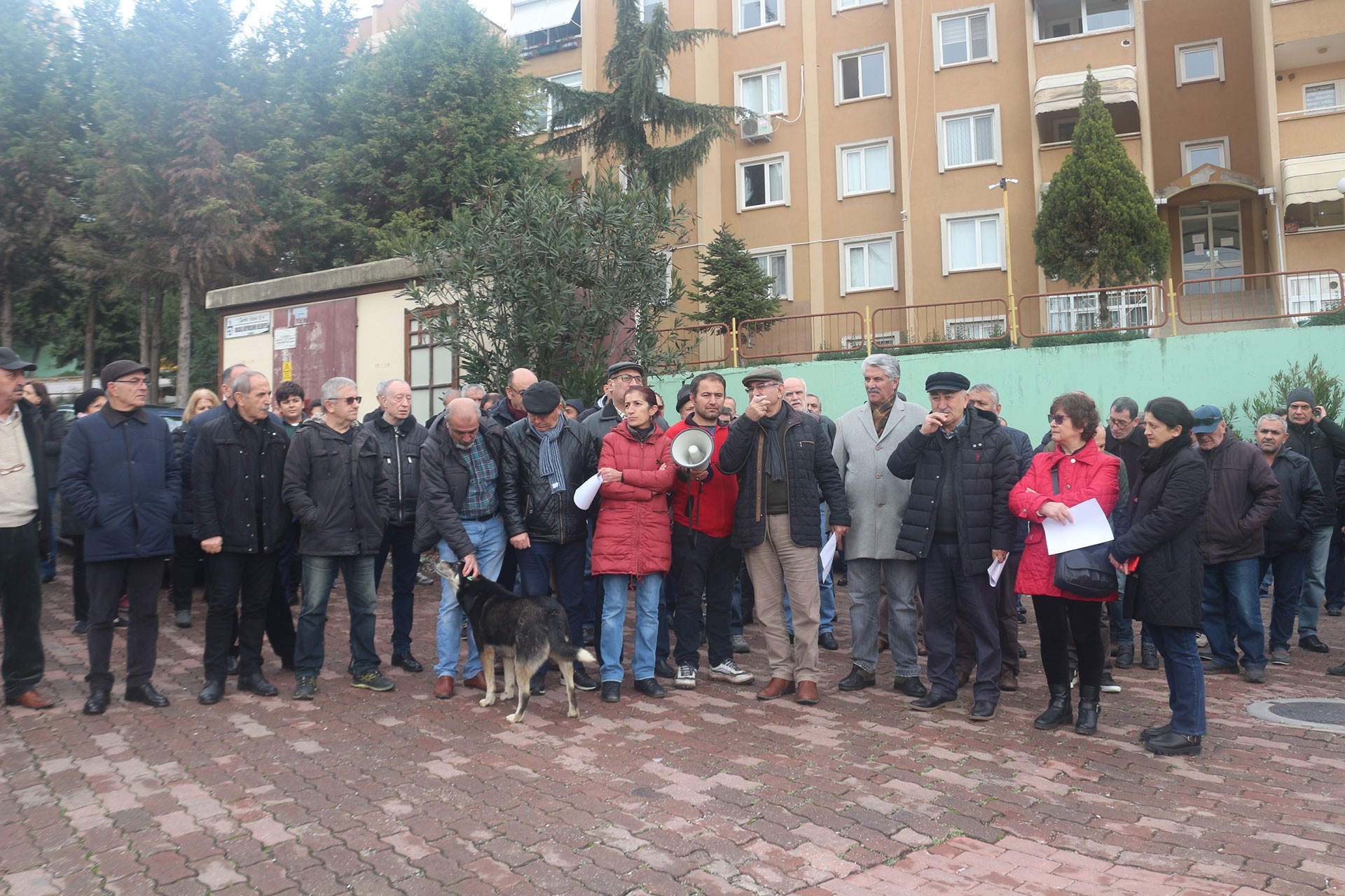 İzmit'te Yuvam Akarca Mahallesi halkı