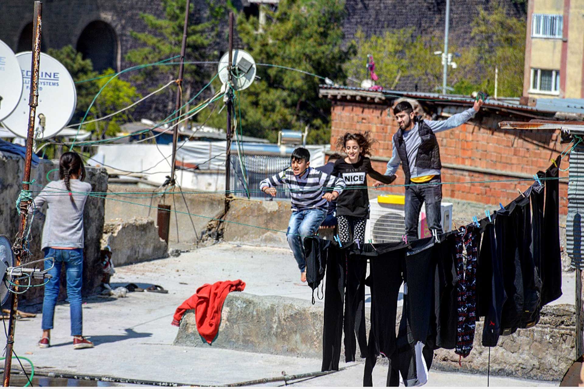 korona günlerini damda geçiren Diyarbakırlı yurttaş