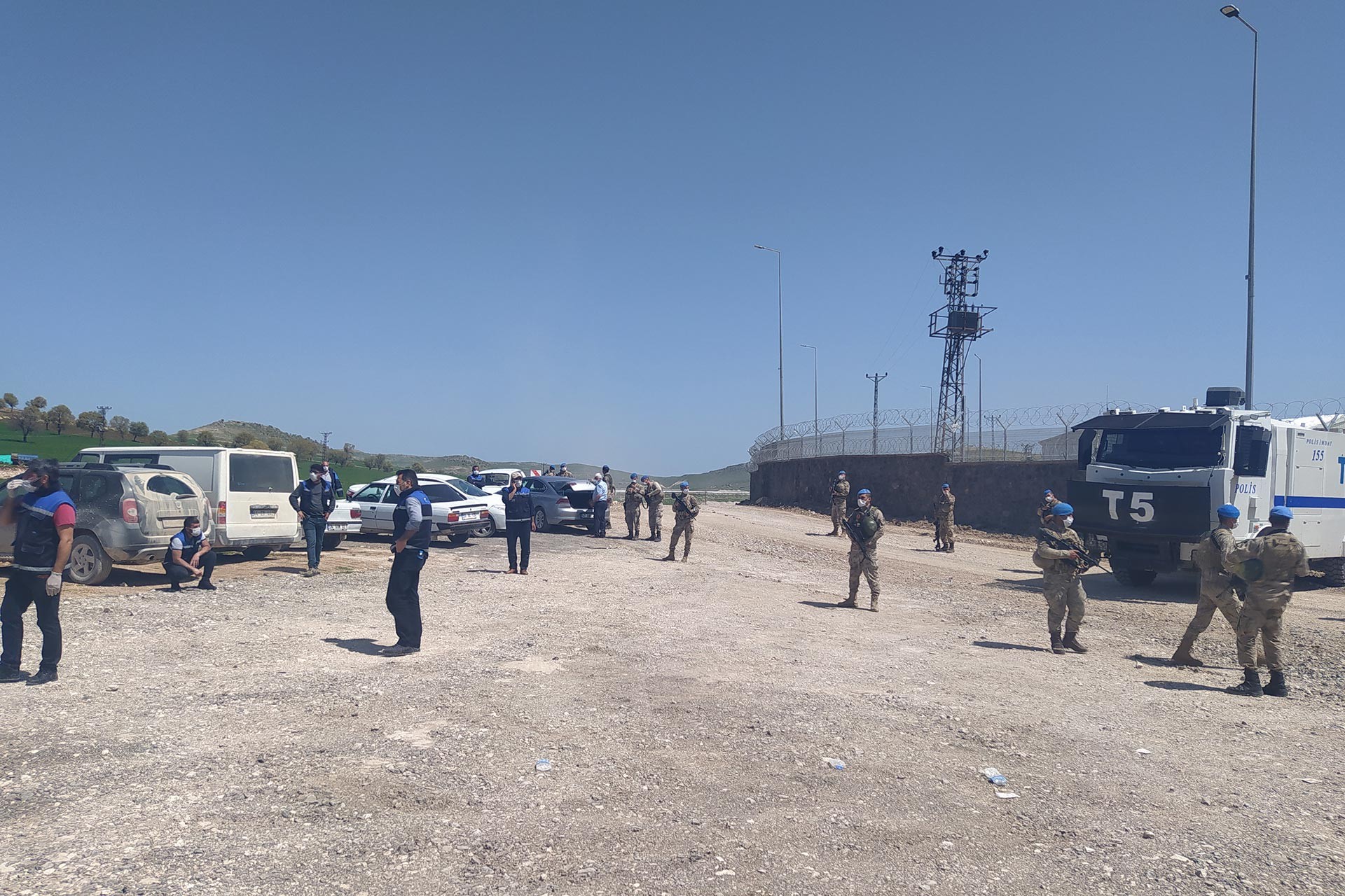 Mardin Mazıdağı'da Cengiz Holdinge ait şantiyeden 118 işçi atıldı.