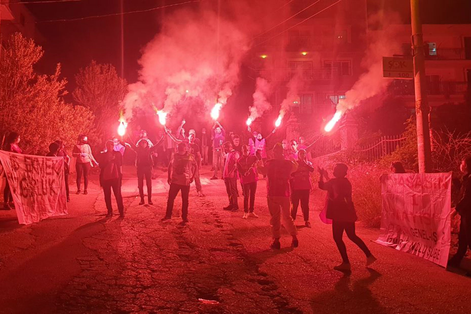 Bornova Atatürk Mahallesi 1 Mayıs kutlaması