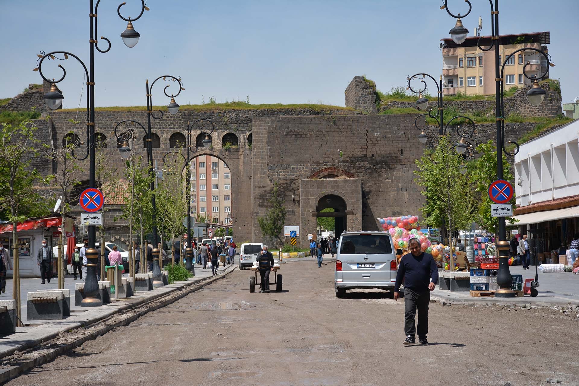  Melik Ahmet Caddesinde yol çalışması