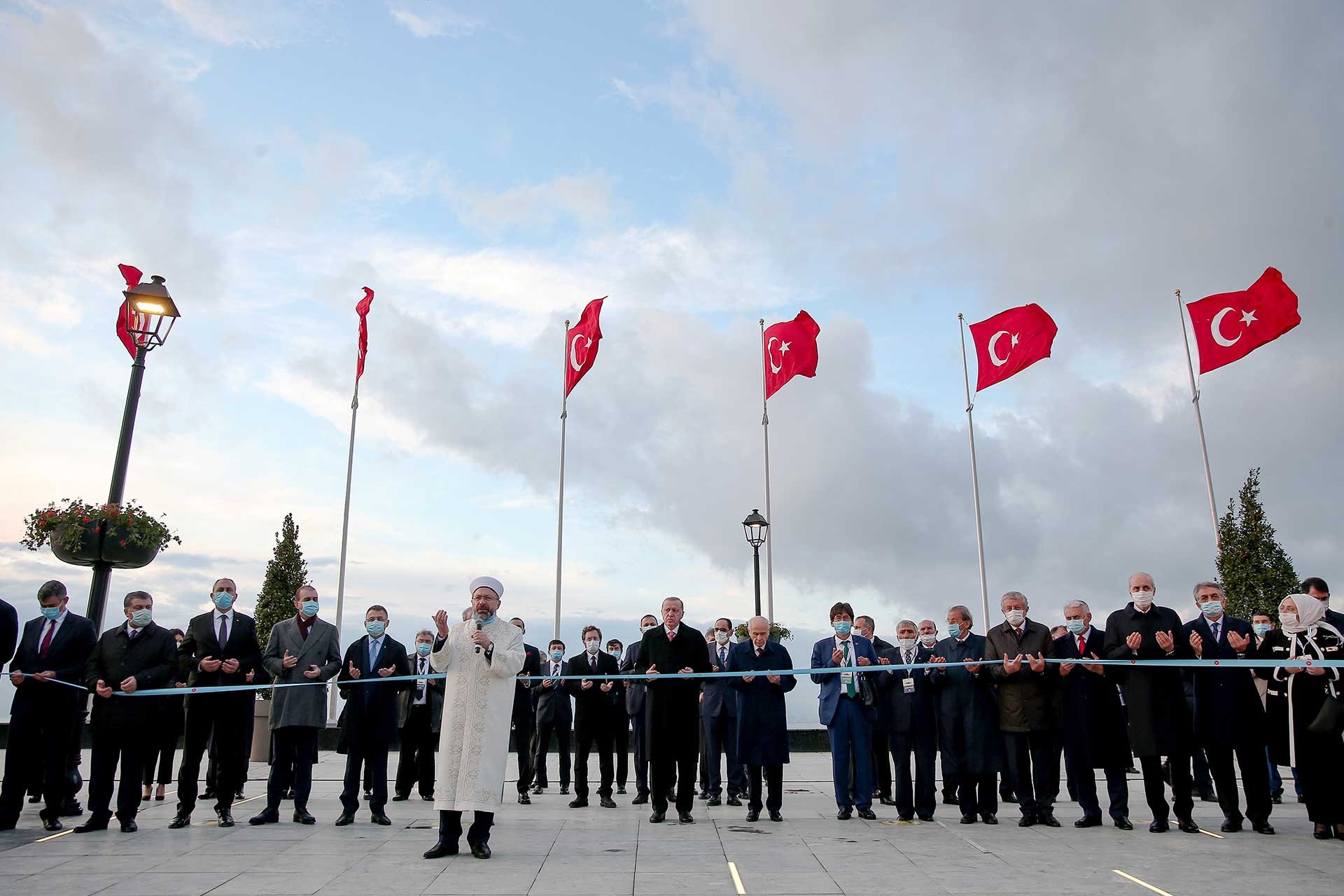 Demokrasi ve Özgürlükler Adası açılış töreninden