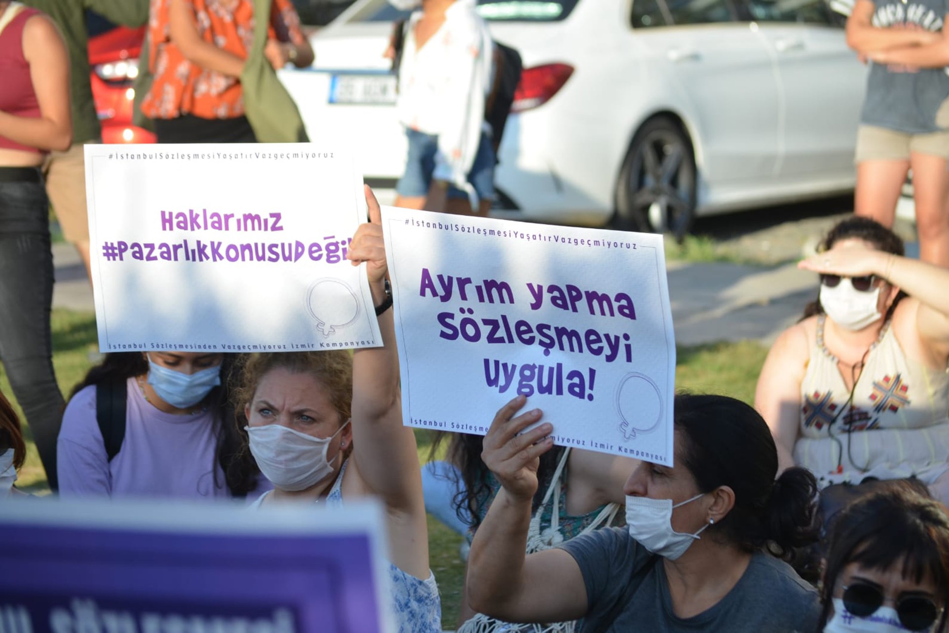 İzmir'de kadınlar İstanbul Sözleşmesi forumu düzenliyor