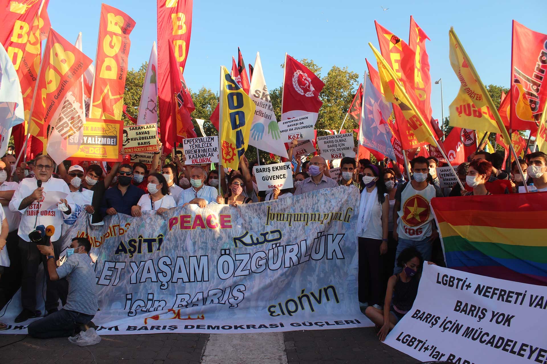 İstanbul'da barış mitinginin yasaklanmasına tepki: Hukuksuzluğu ve keyfiliği tanımıyoruz!