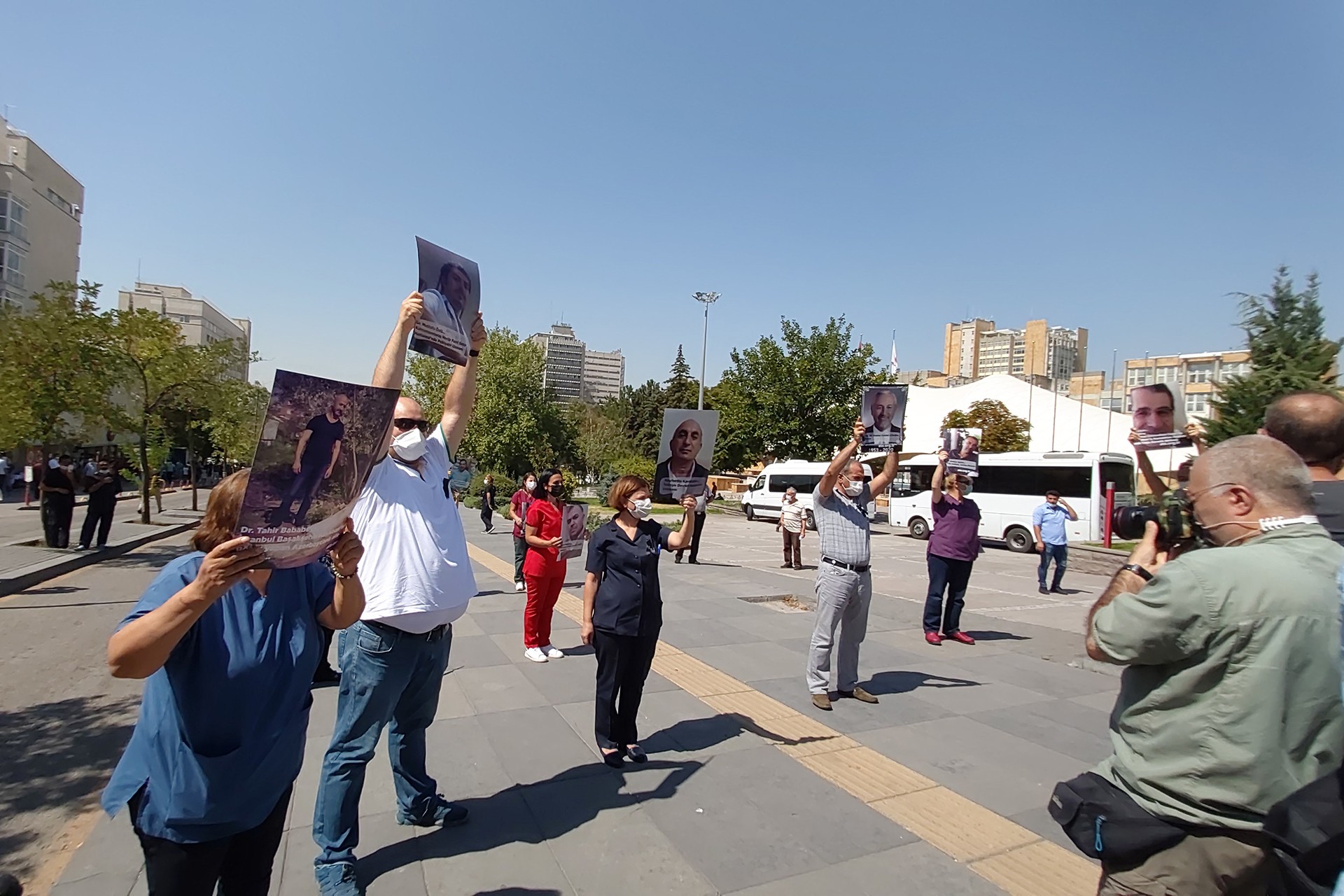 SES Ankara Şubesinin Hacettepe Üniveristesi Hastanesi önünde yapmak istediği eylem polis tarafından engellendi.