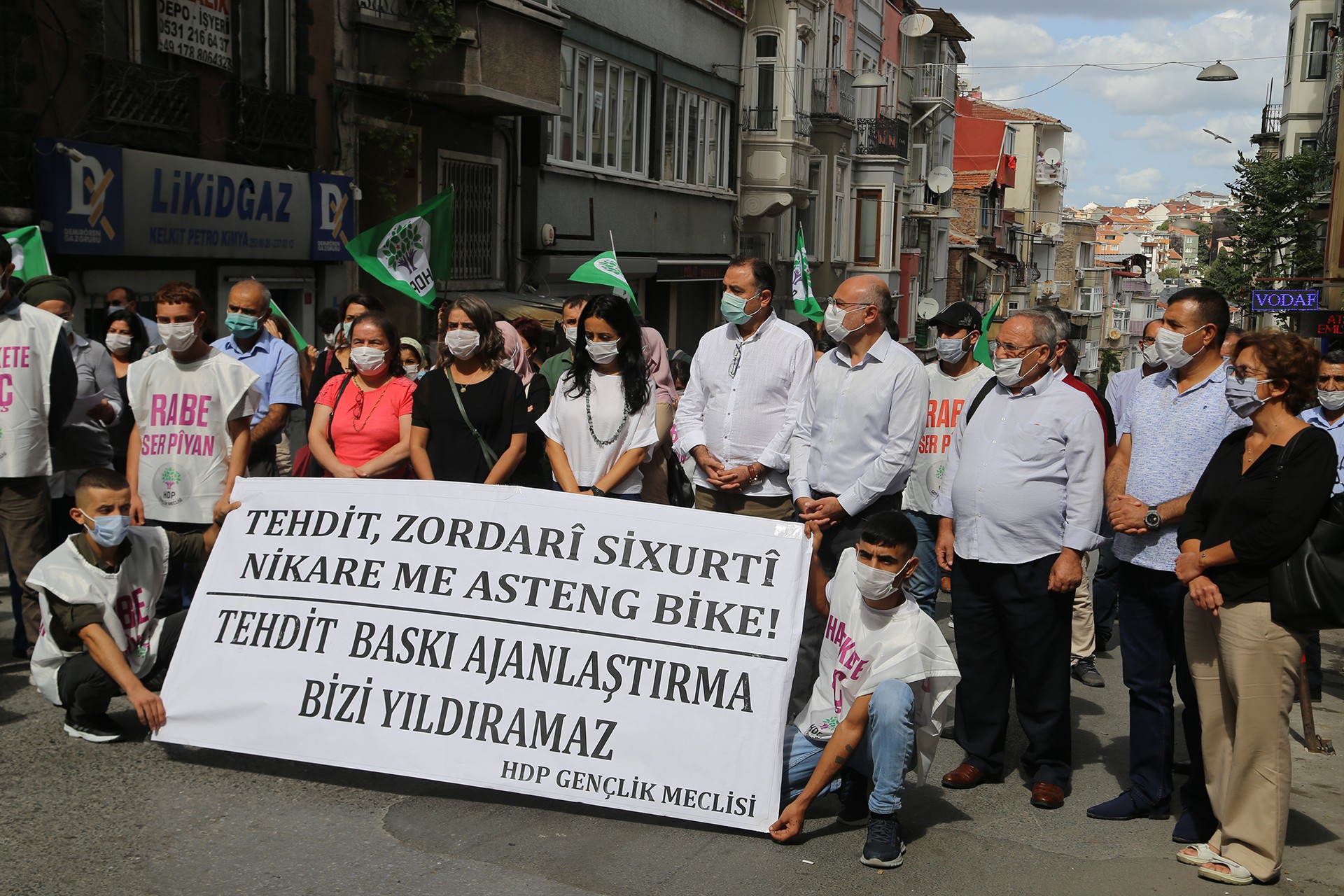 HDP üye ve yöneticilerinin kaçırılarak darp ve tehdit edilmesi protesto edildi