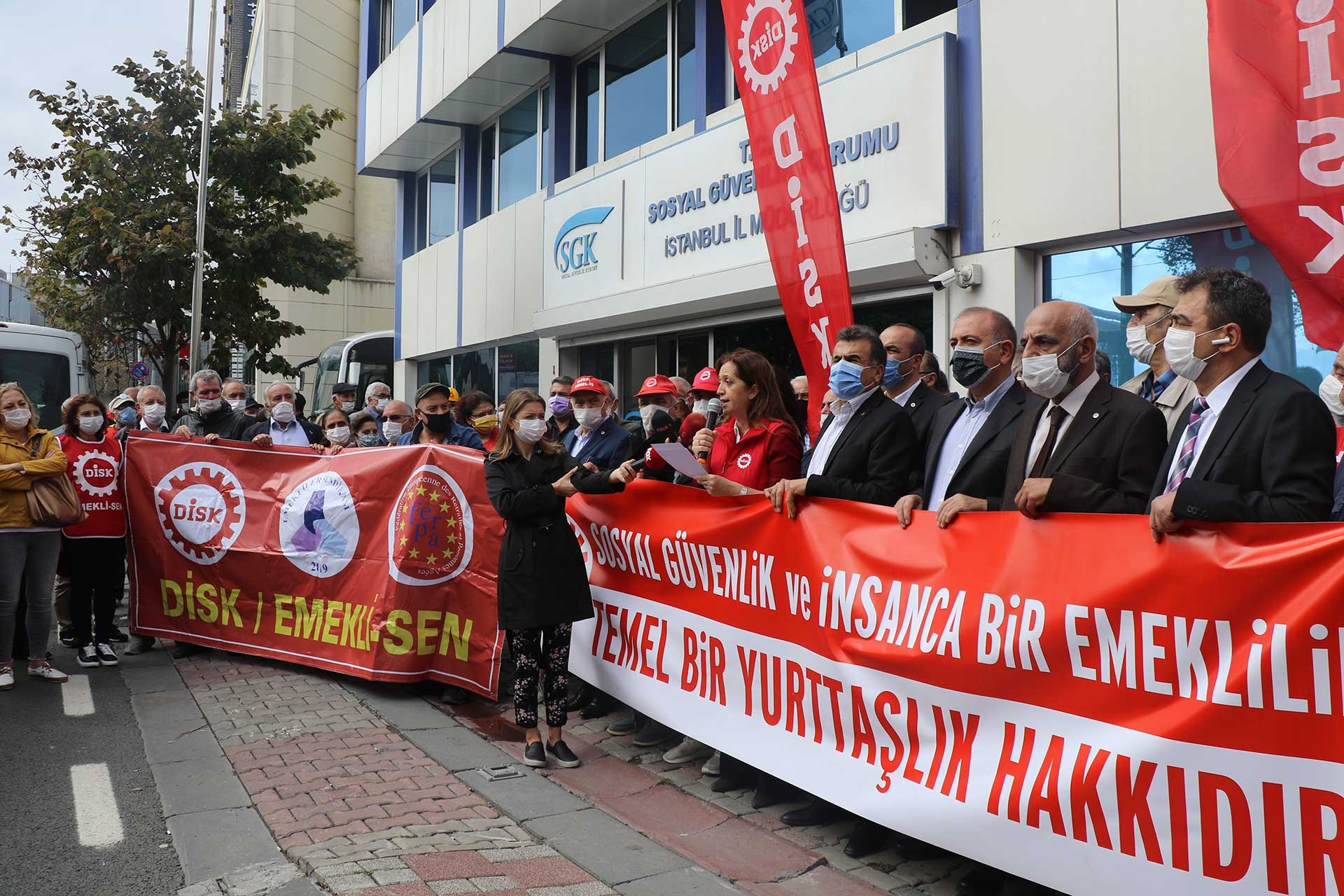 DİSK'ten EYT açıklaması