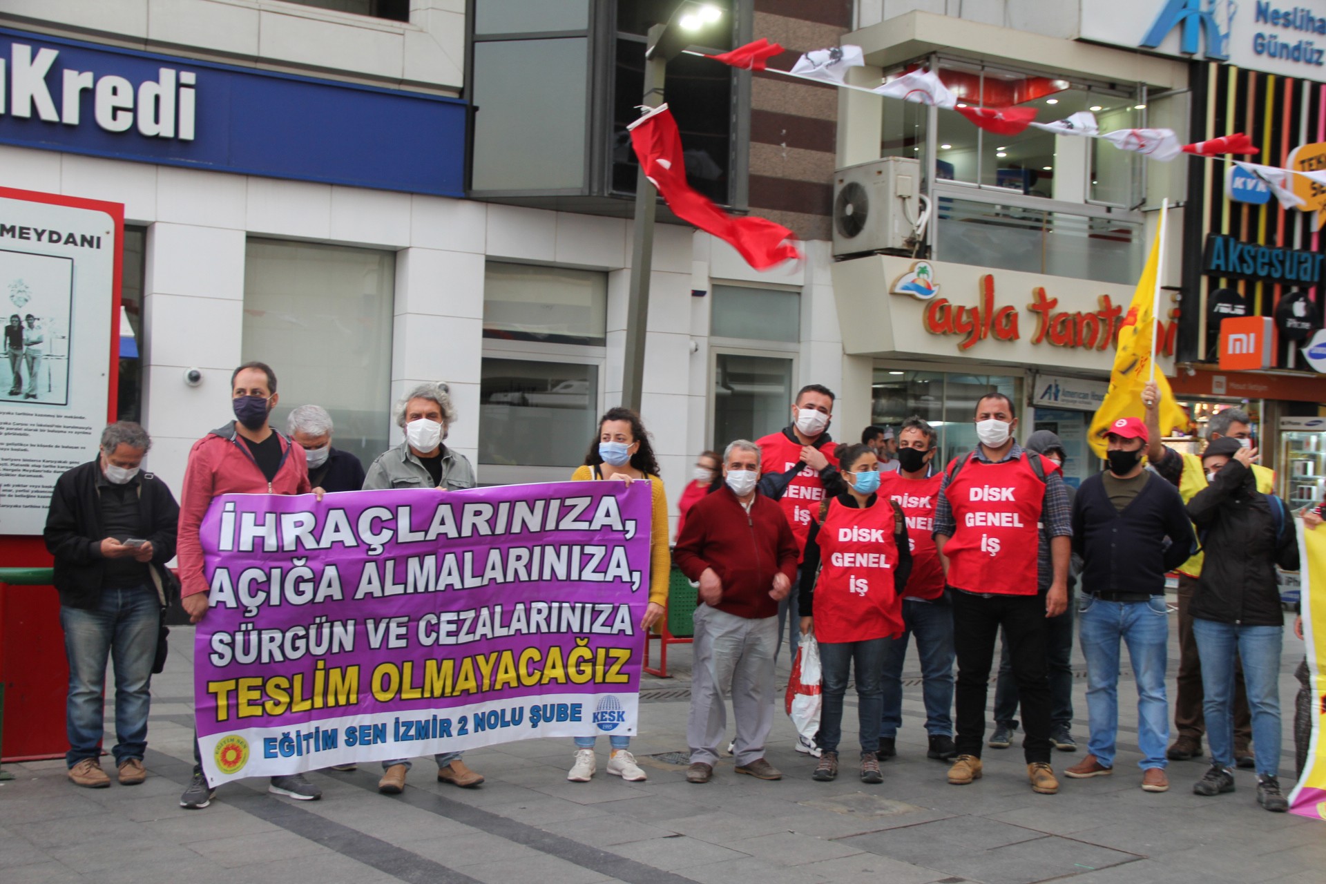 KHK ile ihraç edilen eğitimciler basın açıklaması düzenledi