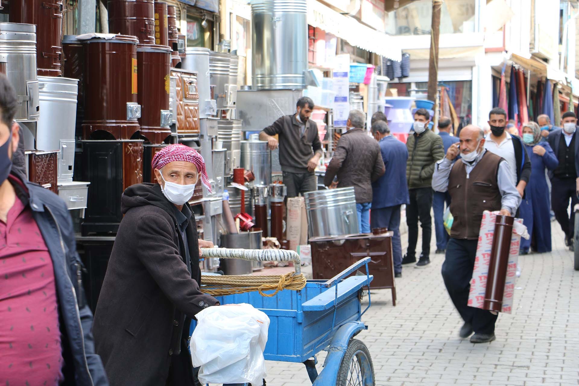 Soba almaya gelen yurttaşlar