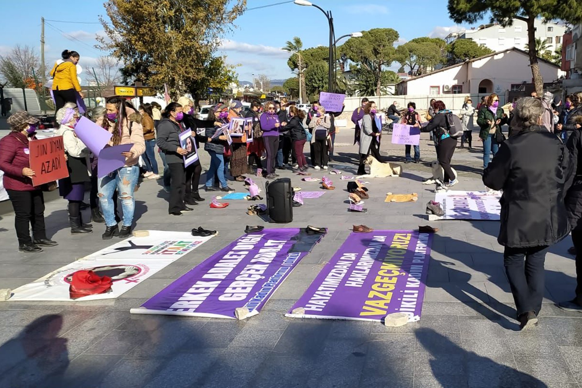 Dikilİ'de 25 Kasım eylemi