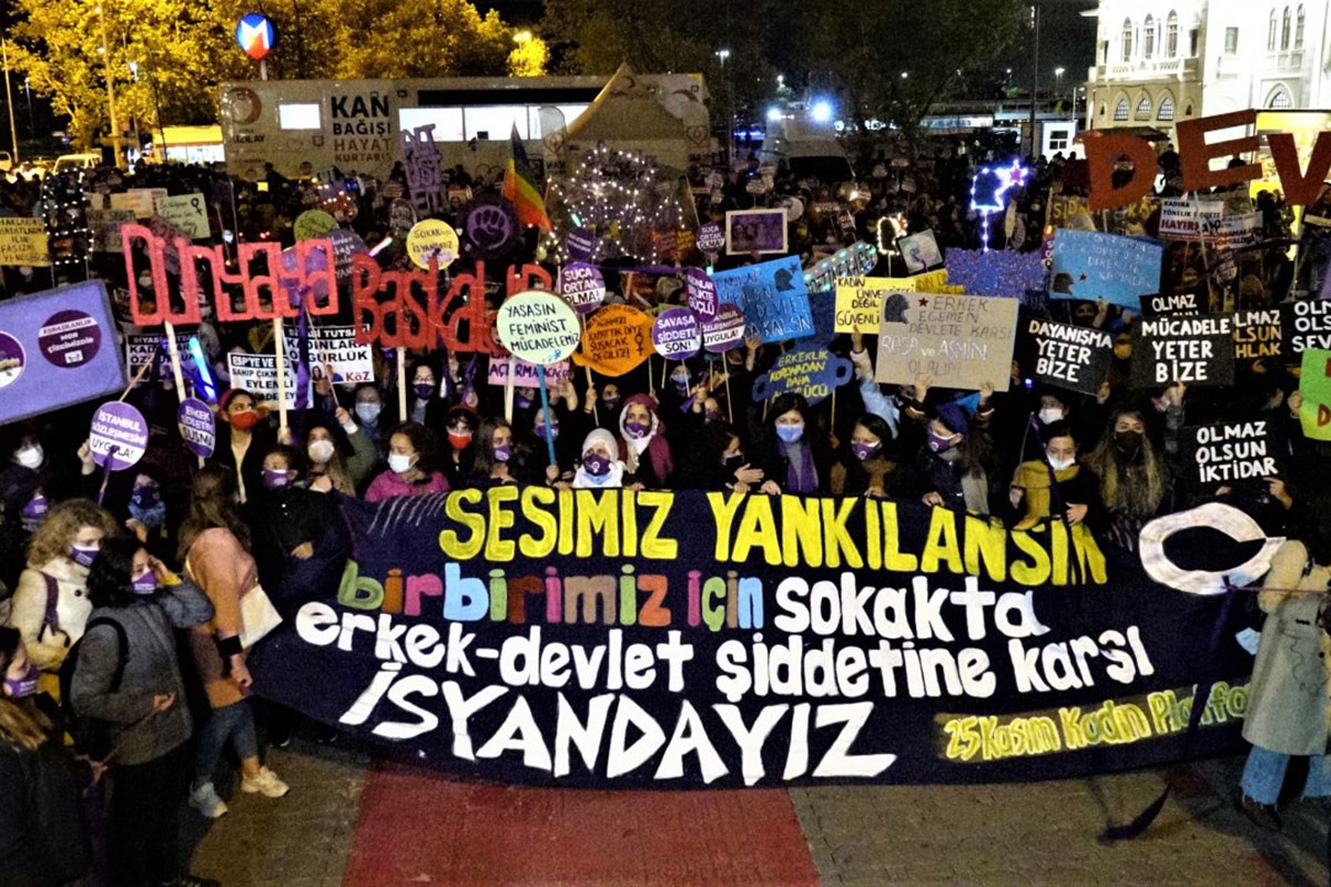 25 Kasım eylemi Kadıköy