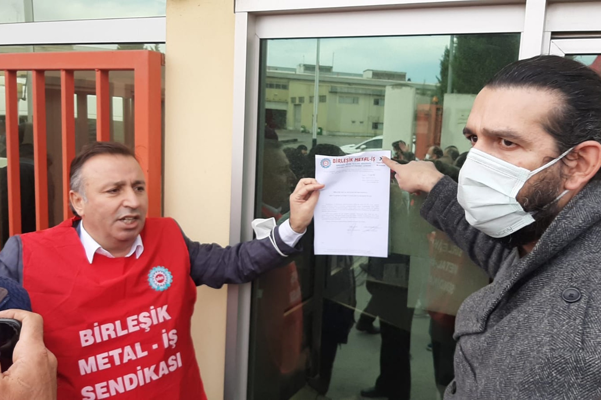 Birleşik Metal İş, grev kararı aldı