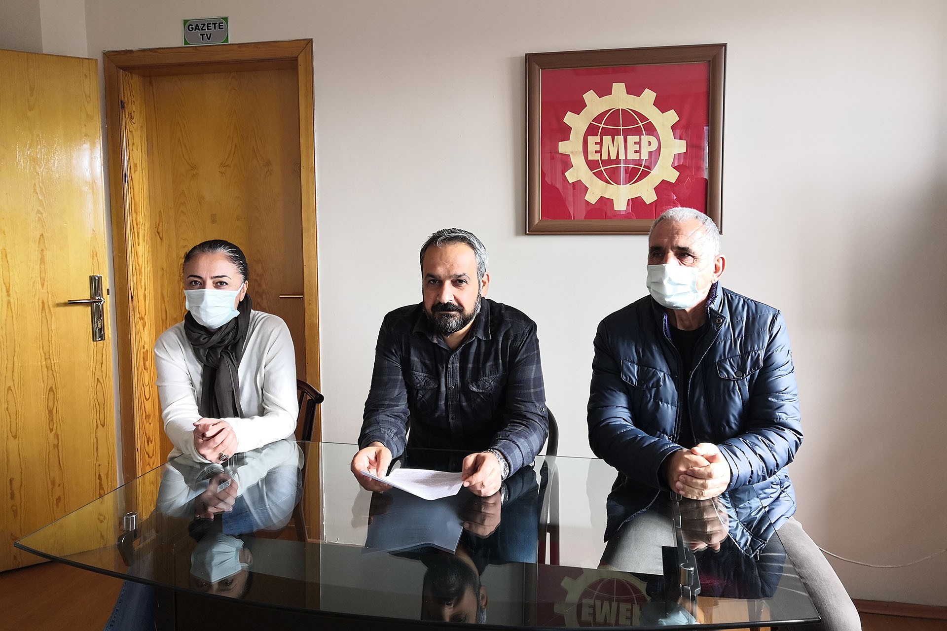 Dersim'de EMEP üyeleri depremzelerle görüştü 