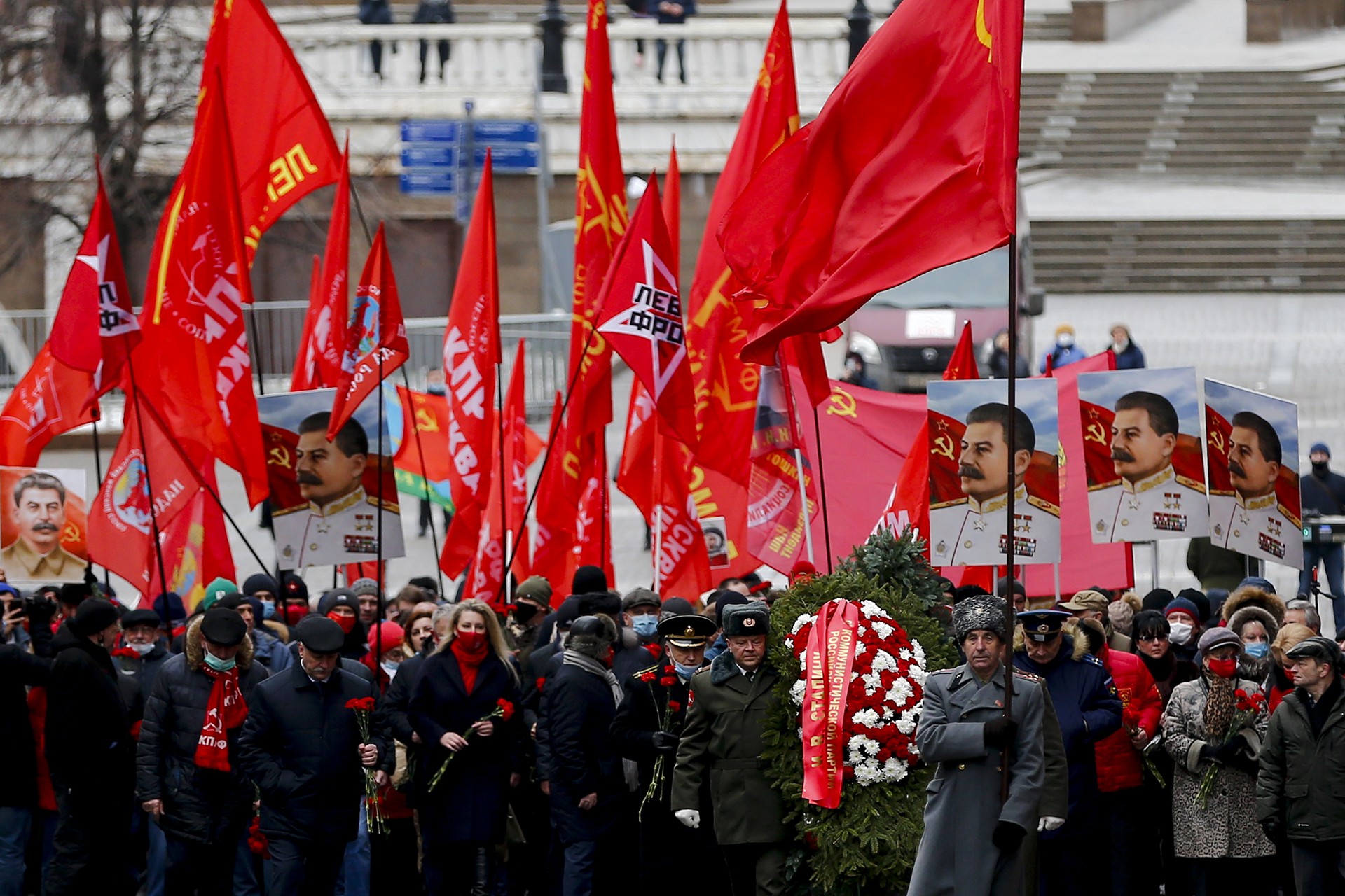 Josef Stalin'in 141’nci doğum günü Rusya'da düzenlenen törenle kutlandı.