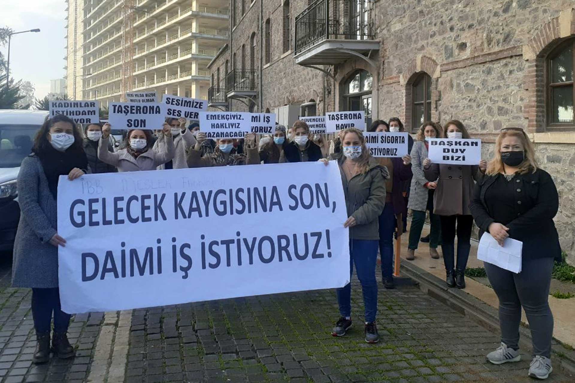 İzmir Büyükşehir Belediyesi Meslek Fabrikası emekçileri