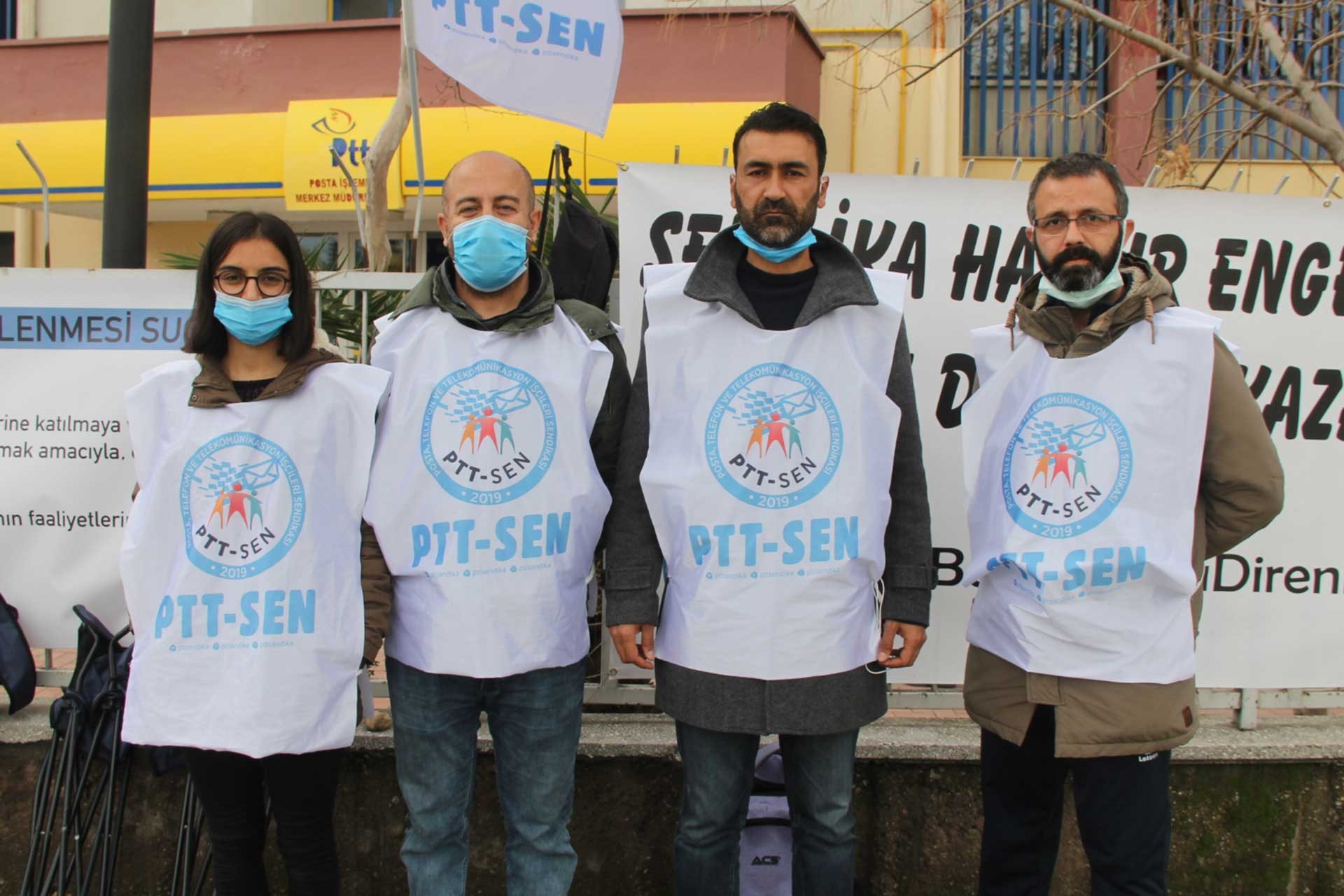 PTT işçileri: İşe geri dönünceye kadar mücadelemiz sürecek