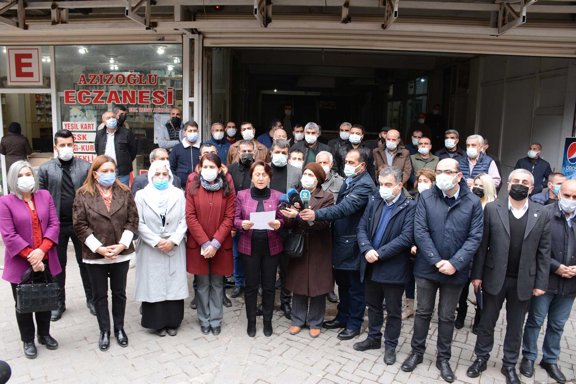 Diyarbakır Sur'da siyasi partiler, Mehmethan Pasajı için ortak açıklama yaptı