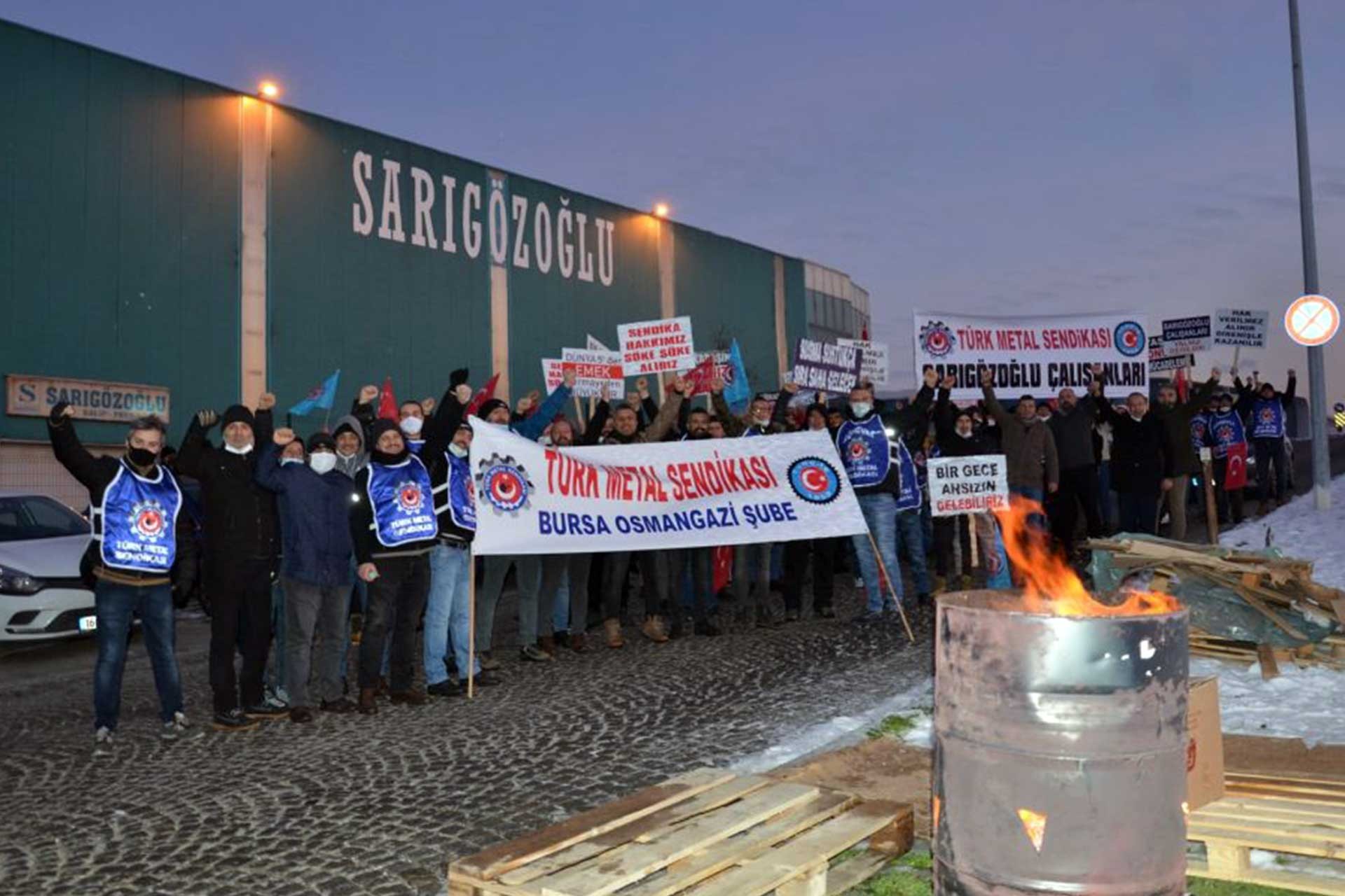 Sarıgözlüoğlu işçileri eyleme başladı