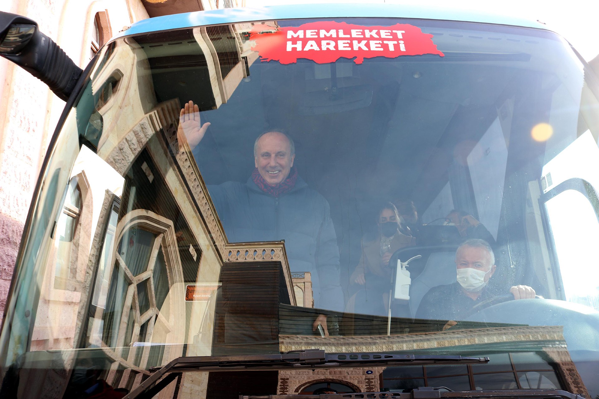 Muharrem İnce, yeni kuracağı partinin çalışmaları kapsamında ekibiyle Nevşehir'de yaptığı kampı tamamladı.