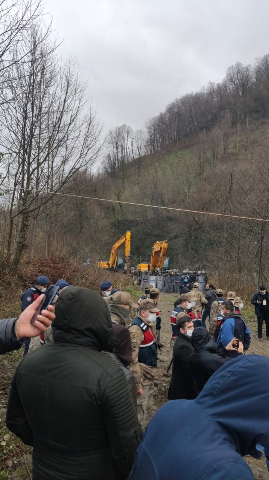 Ordu Korgan Çiftlik ve Çamlı Mahalle halkı HES şirketinin dereye inmesini engelliyor