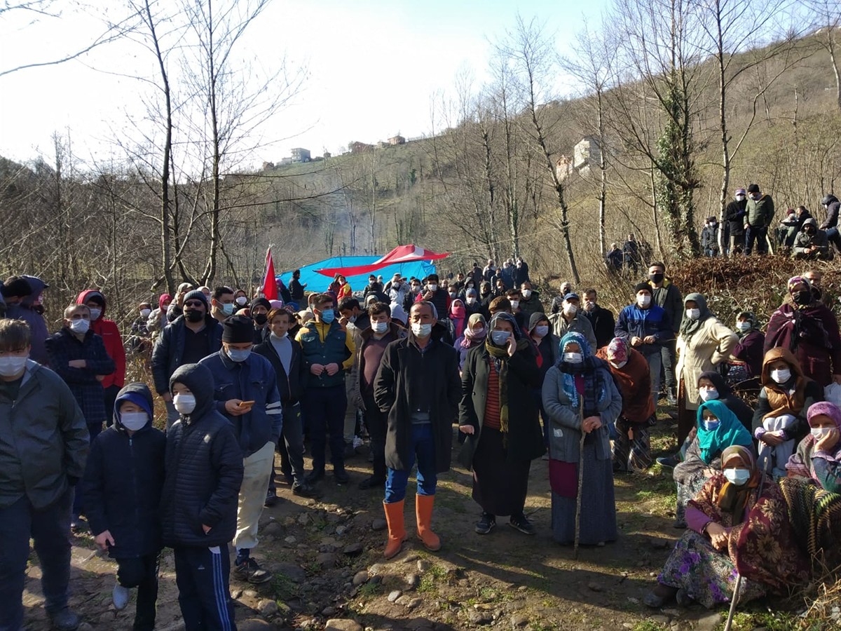 Ordu Korgan Çiftlik ve Çamlı Mahalle halkı HES şirketinin dereye inmesini engelliyor