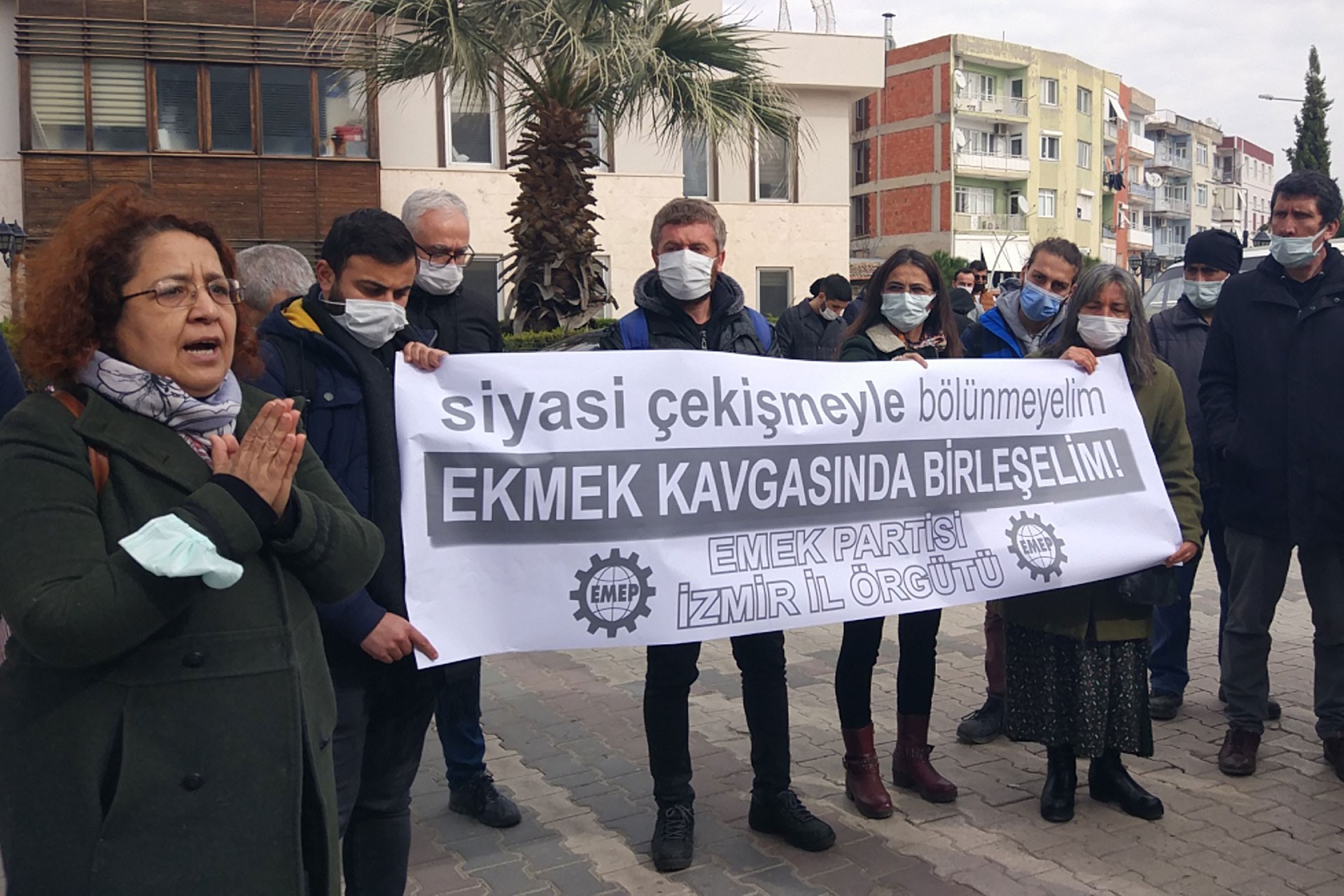 EMEP İzmir Menemen Belediyesi işçilerini ziyaret etti