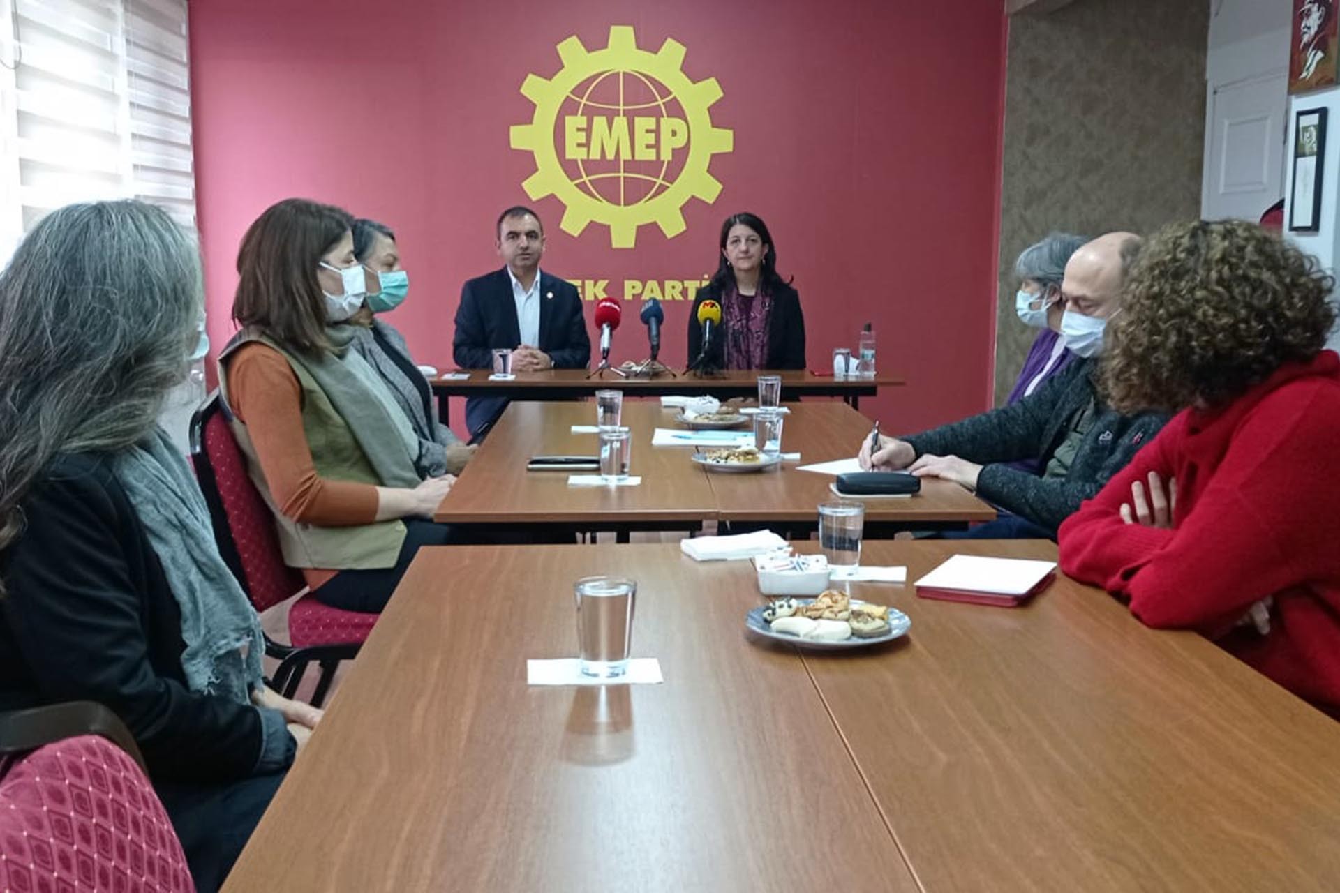 HDP heyeti EMEP'i ziyaret etti