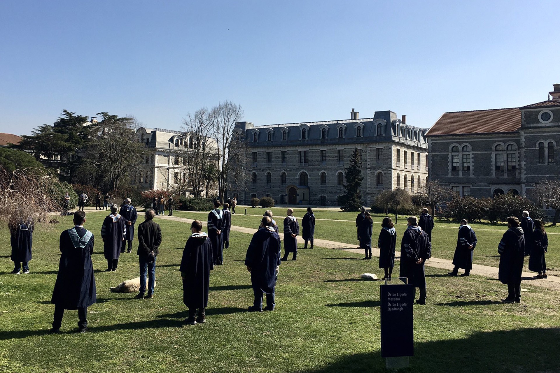 Boğaziçi Üniversitesi akademisyenleri eylem yaptı