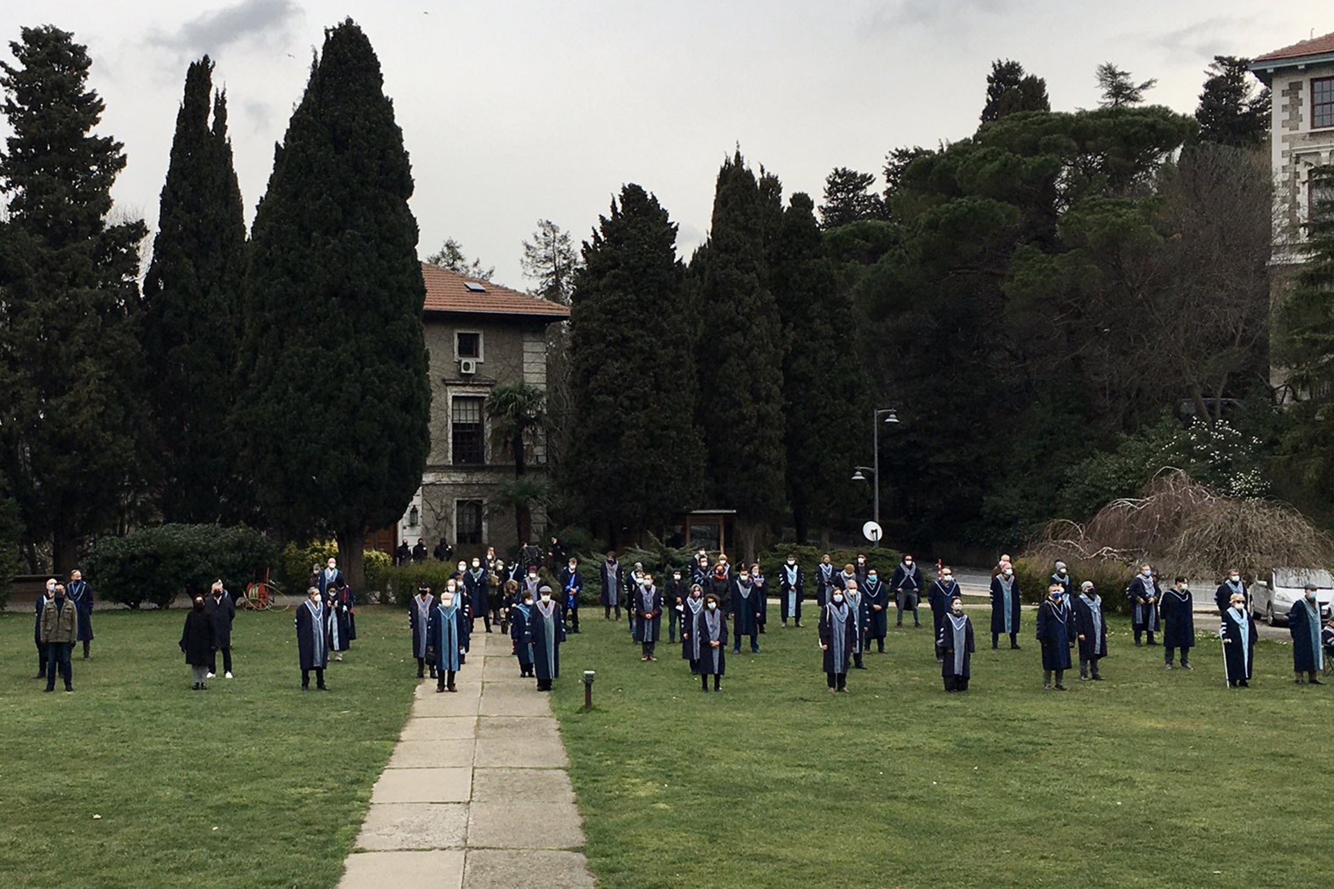 Boğaziçi Üniversitesi akademisyenleri eylem yaptı