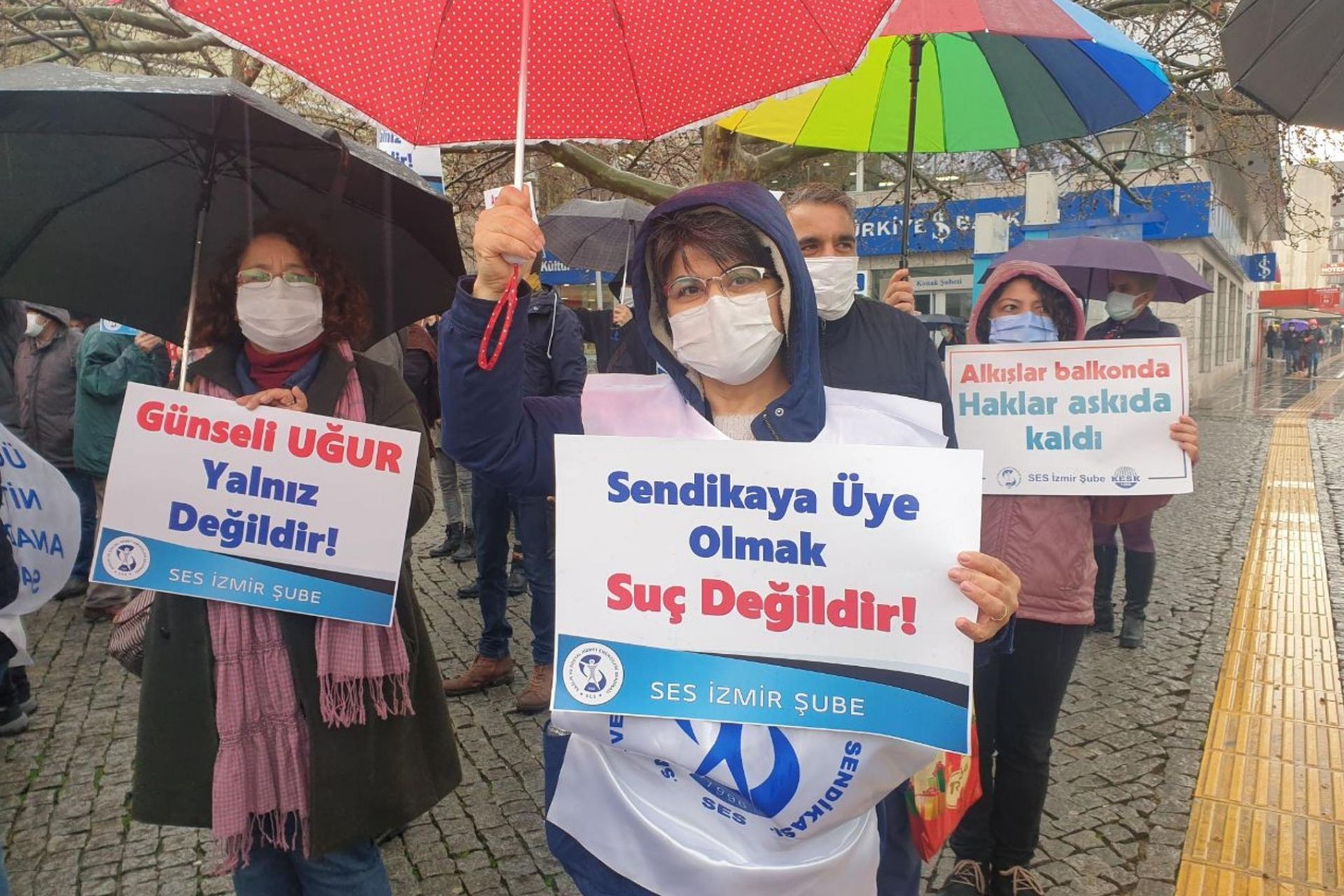 İzmir sağlıkçılar açıklama