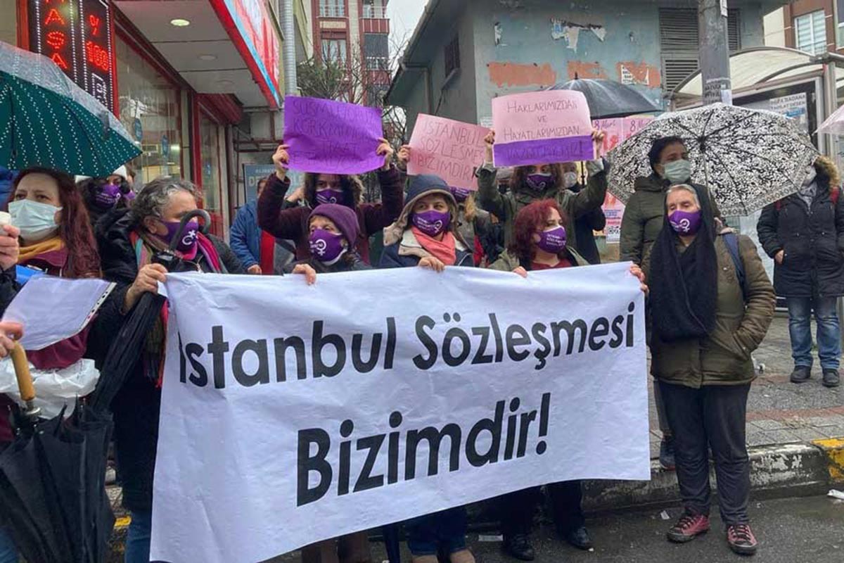 Alibeyköy'de kadınların İstanbul Sözleşmesi eylemi