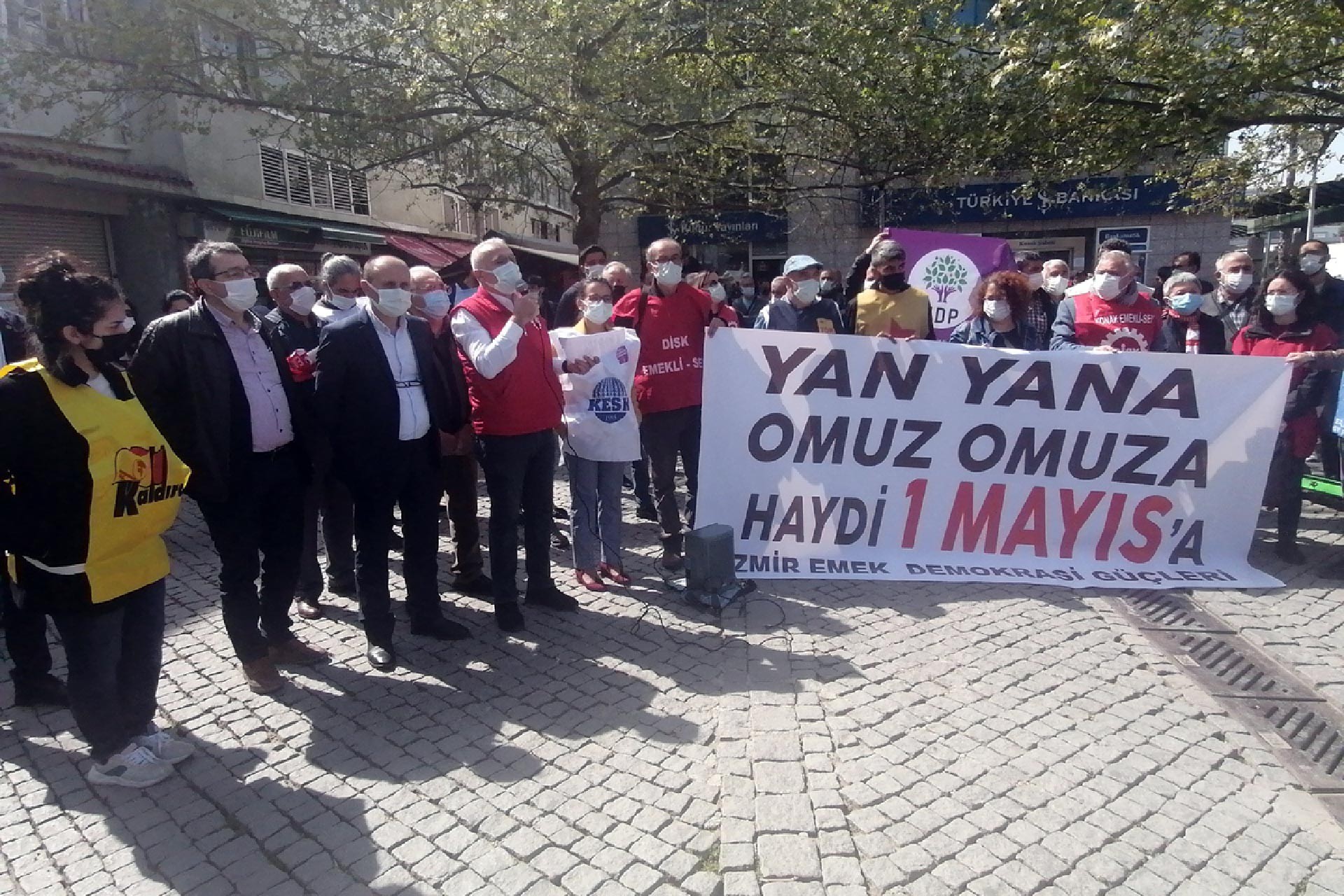 İzmir Emek ve Demokrasi Güçlerinden 1 Mayıs çağrısı