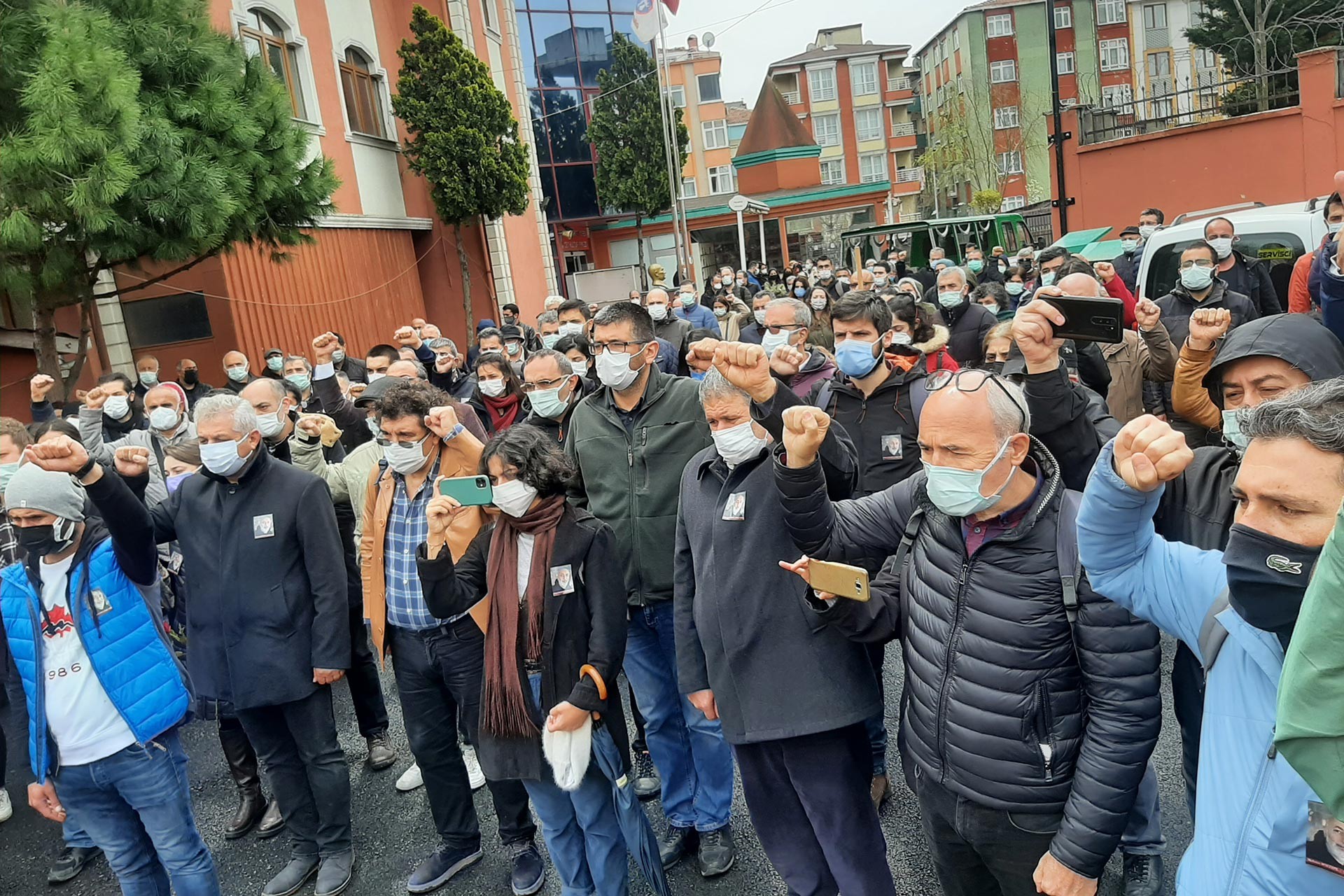 Mehmet Boztepe için düzenlenen törene katılanlar