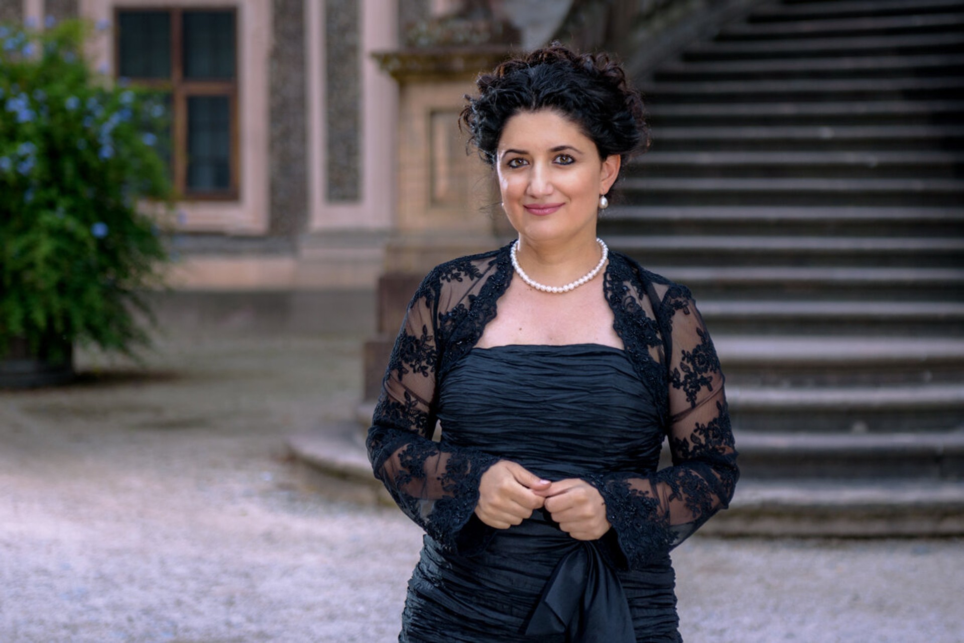 Soprano Pervin Chakar