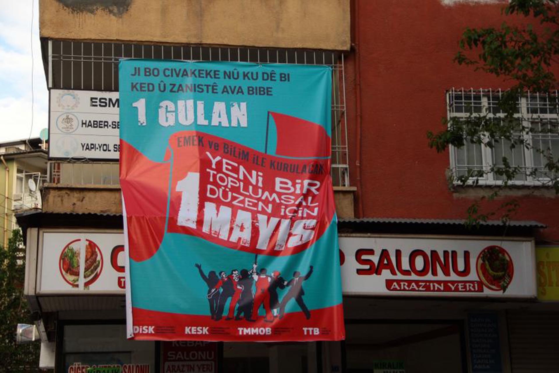 Sağlık ve meslek örgütlerinin 1 mayıs afişi