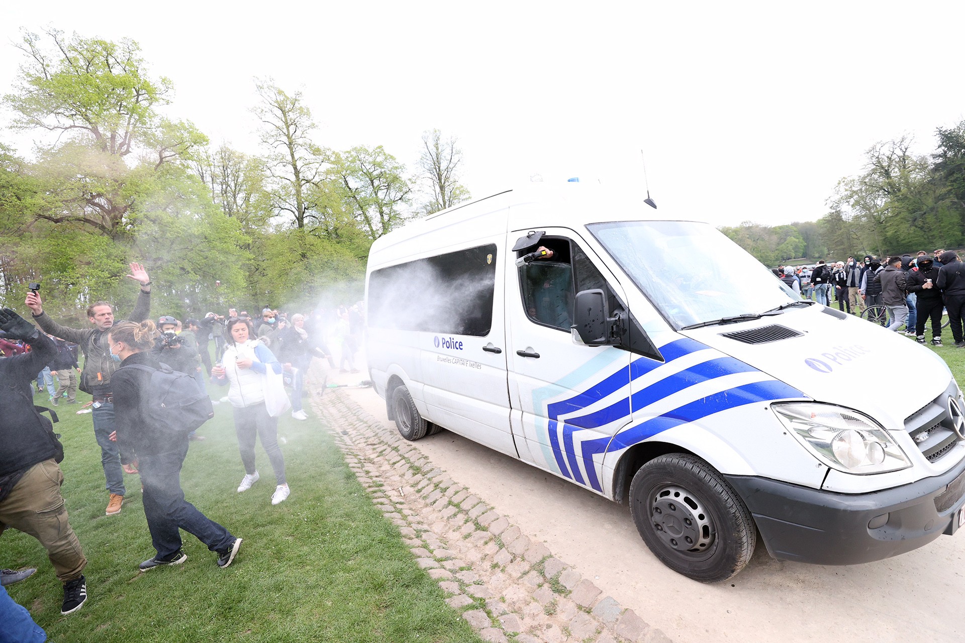 Brüksel'de 1 Mayıs'a polis müdahale etti