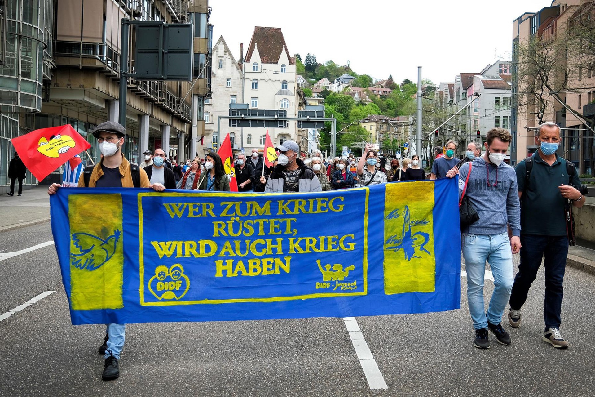 Stuttgart'ta 8 Mayıs Dünya Halklarıın Faşizme Karşı Zafer Günü kutlandı, hayatını yitirenler anıldı.