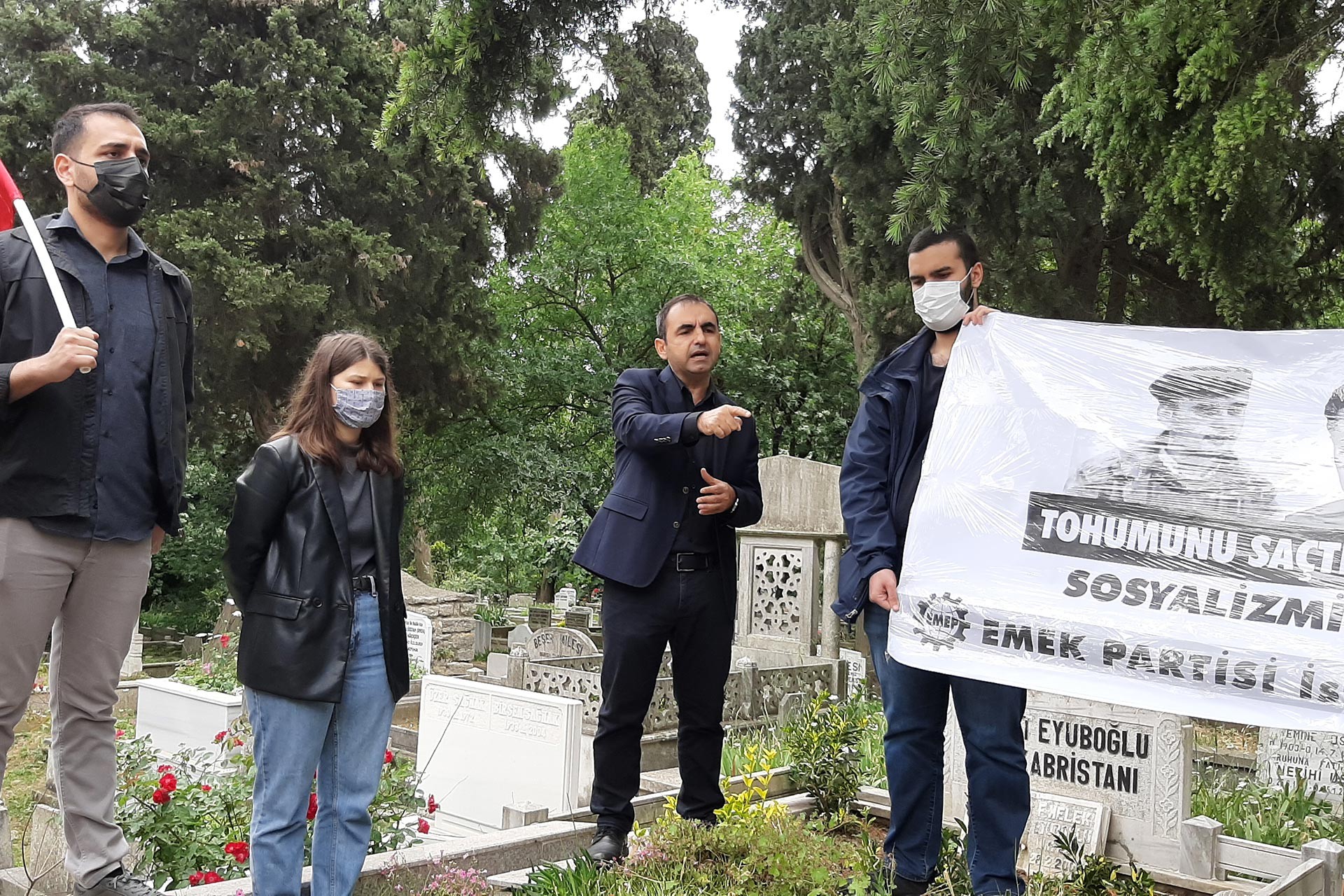 Sinan Cemgil'in mezarı başındaki anma